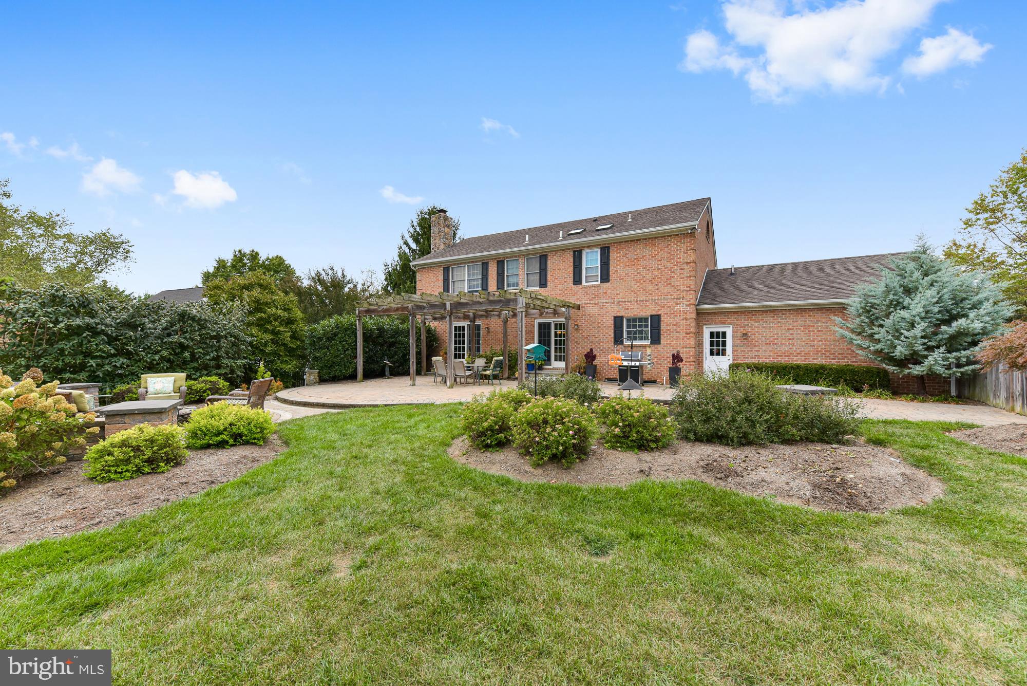 THE GREENS - Residential