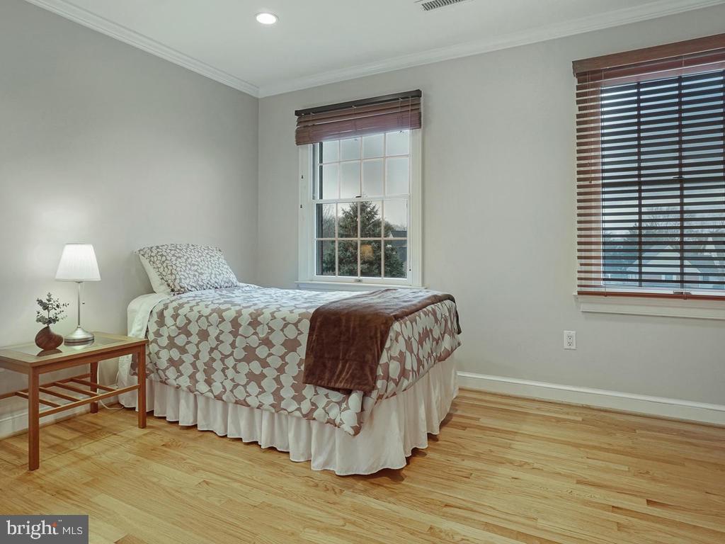 THE GREENS - Residential