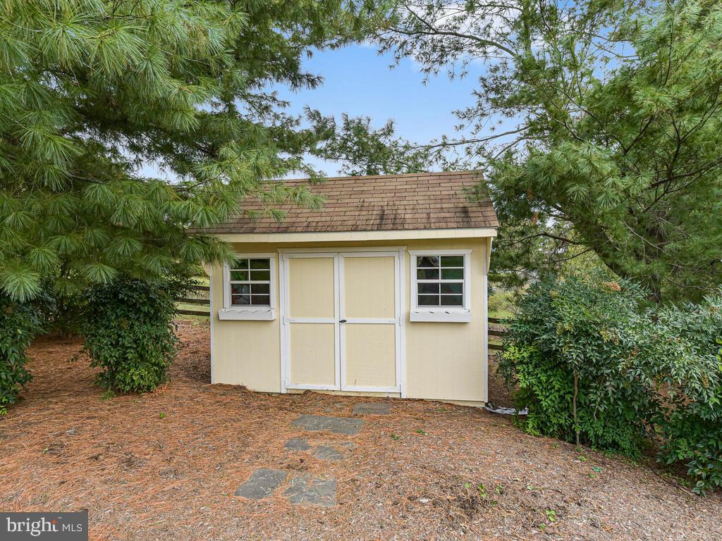 THE GREENS - Residential