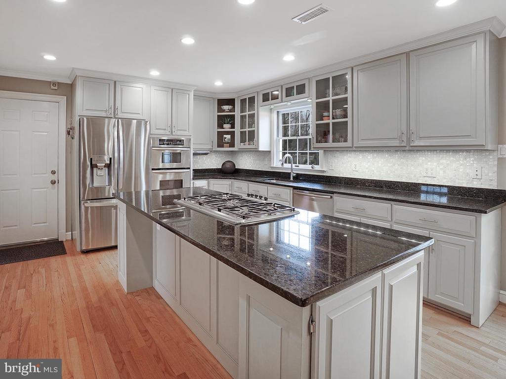 THE GREENS - Residential