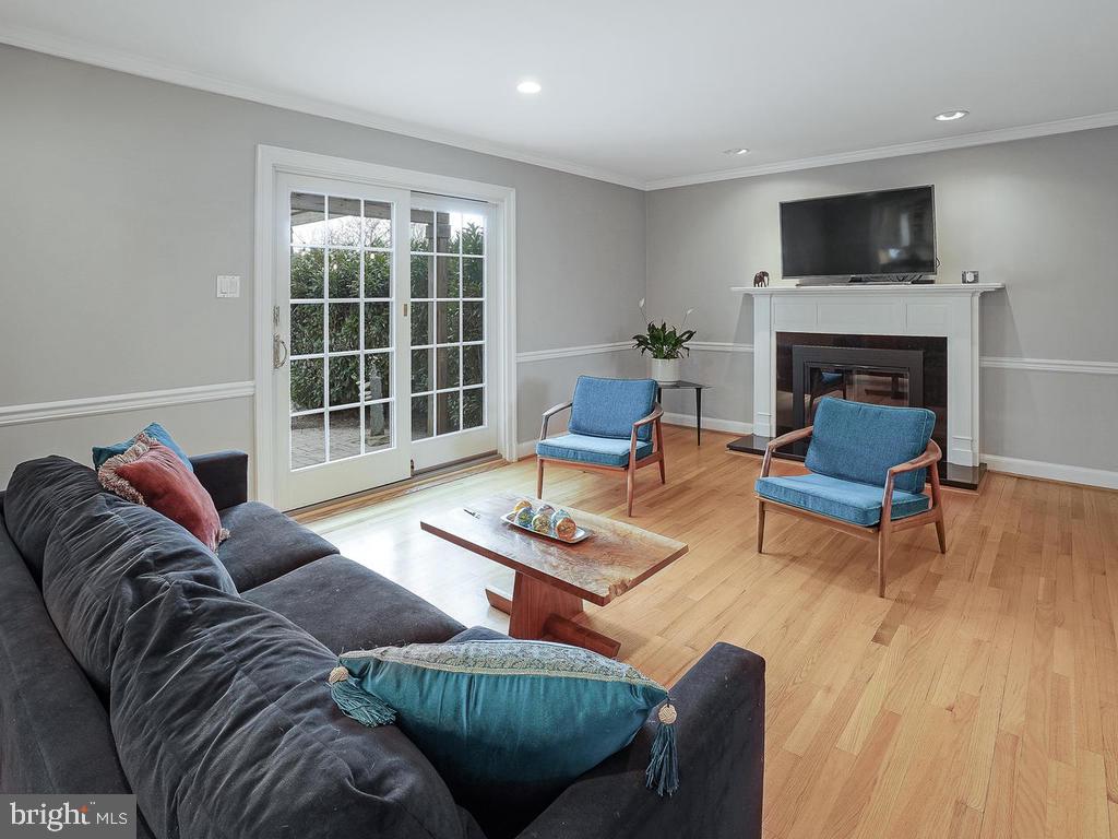 THE GREENS - Residential