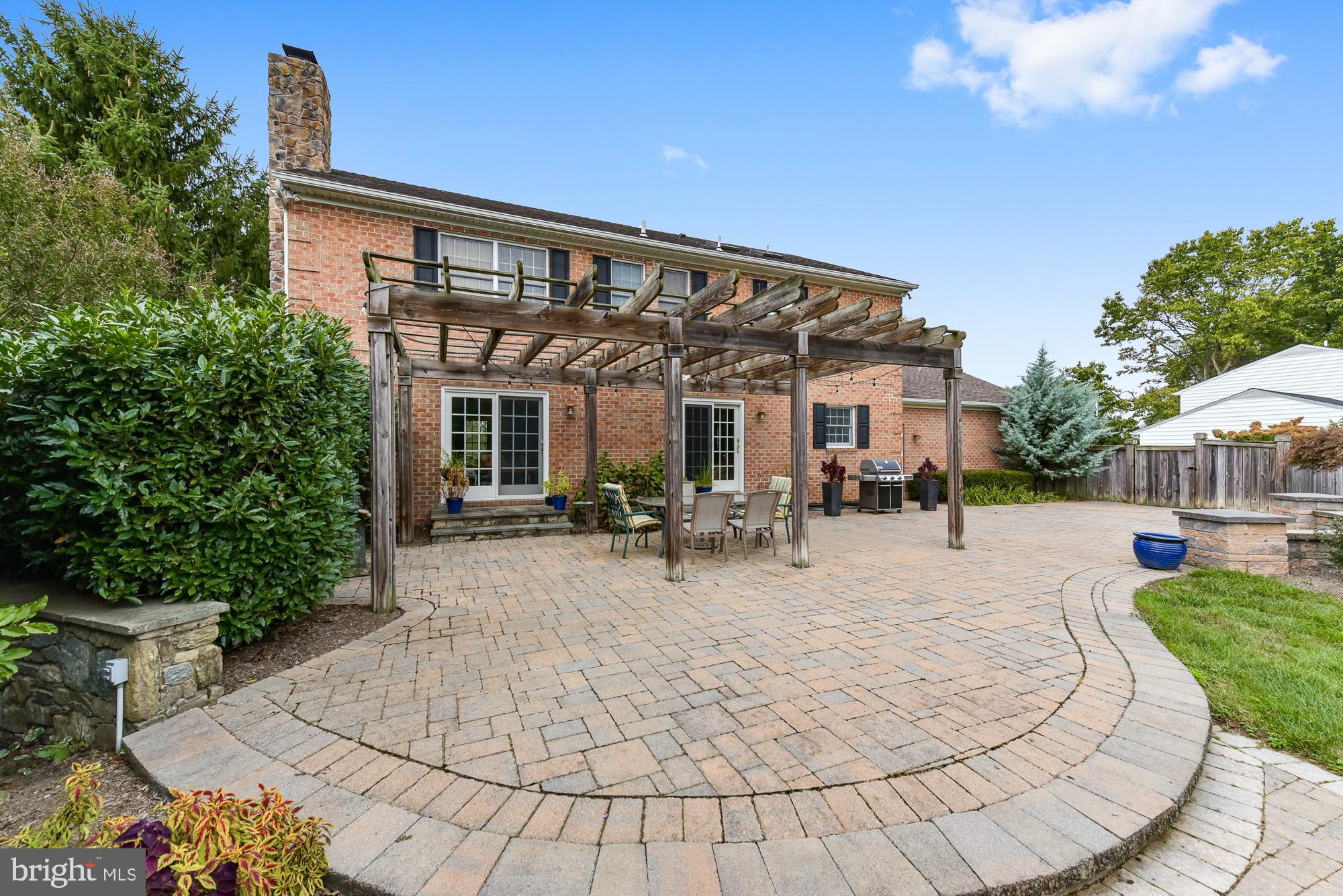 THE GREENS - Residential