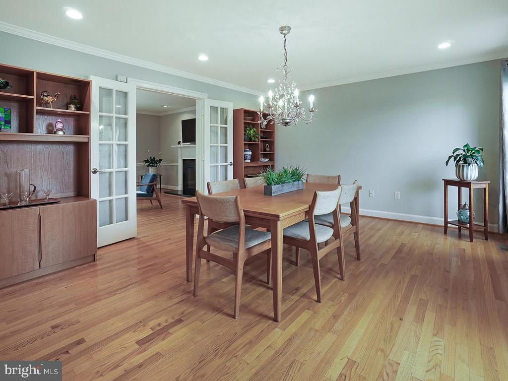 THE GREENS - Residential