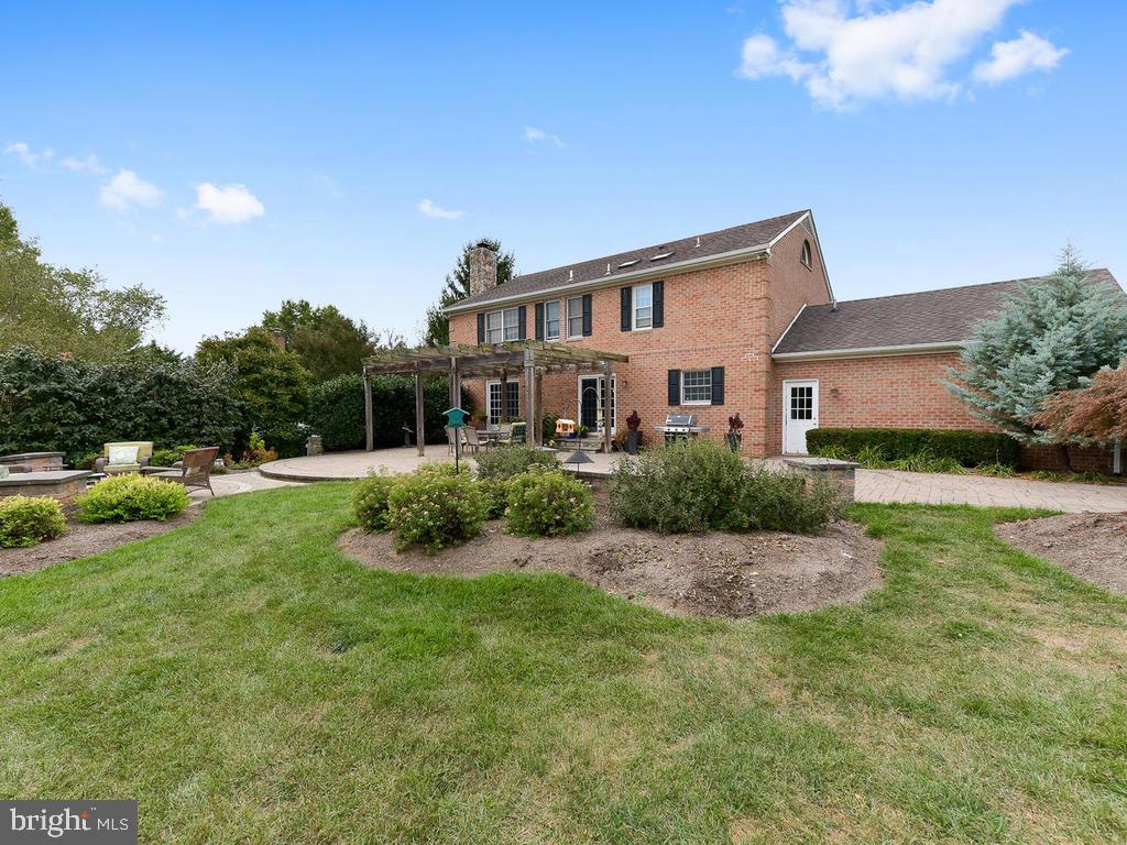 THE GREENS - Residential