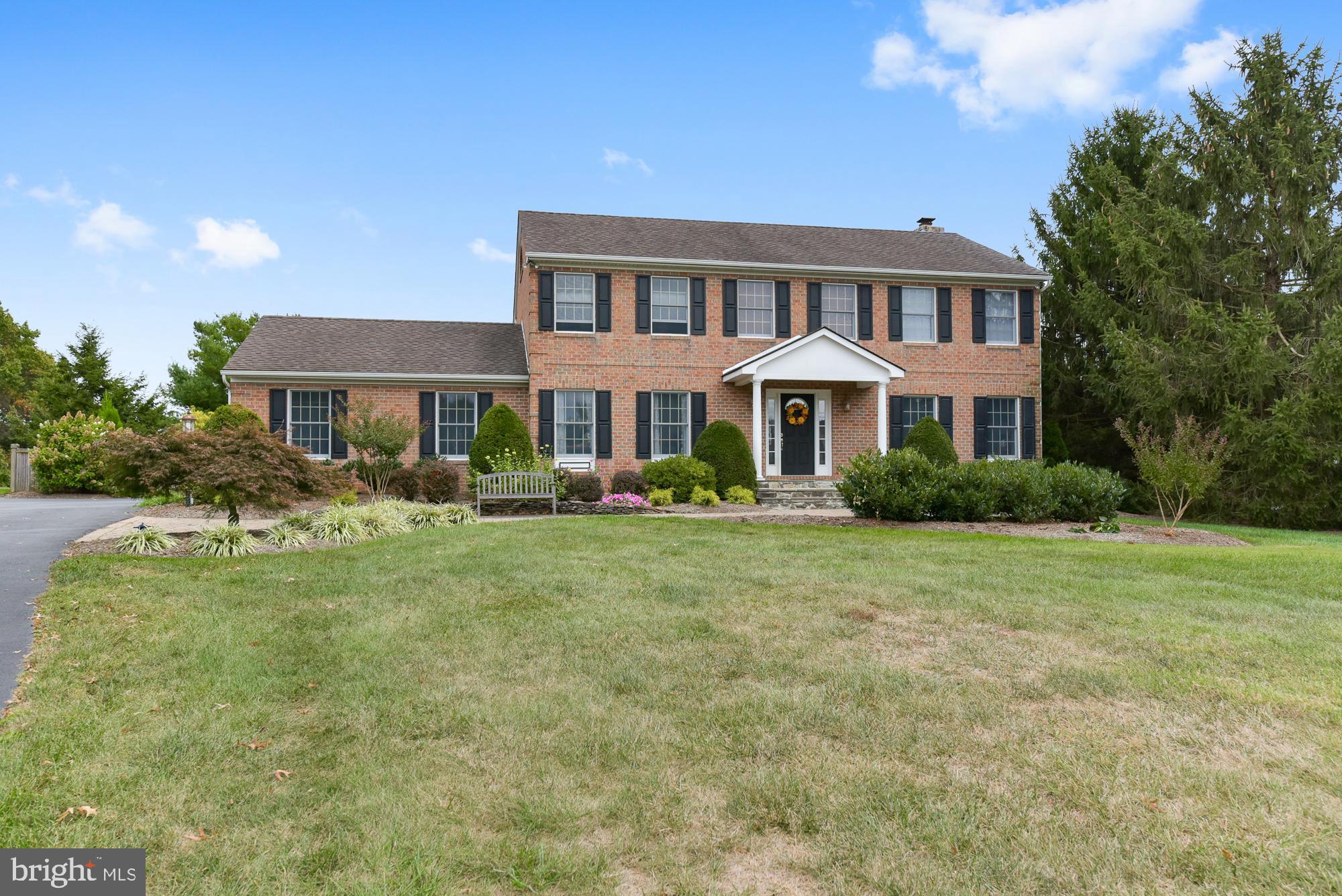 THE GREENS - Residential