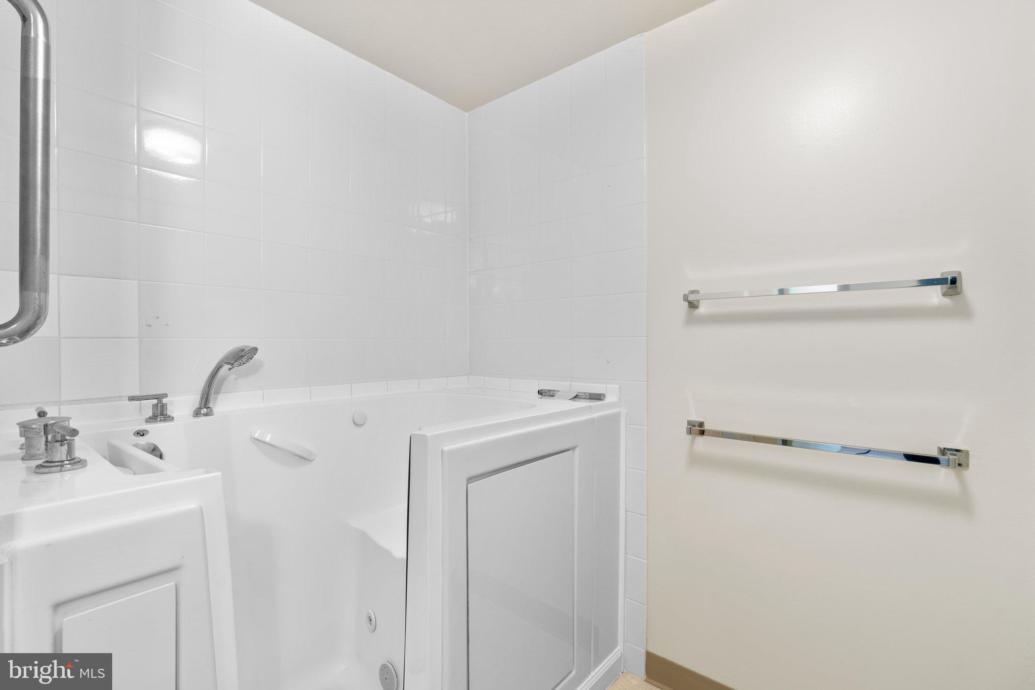 MONTGOMERY MUTUAL COOP - Residential