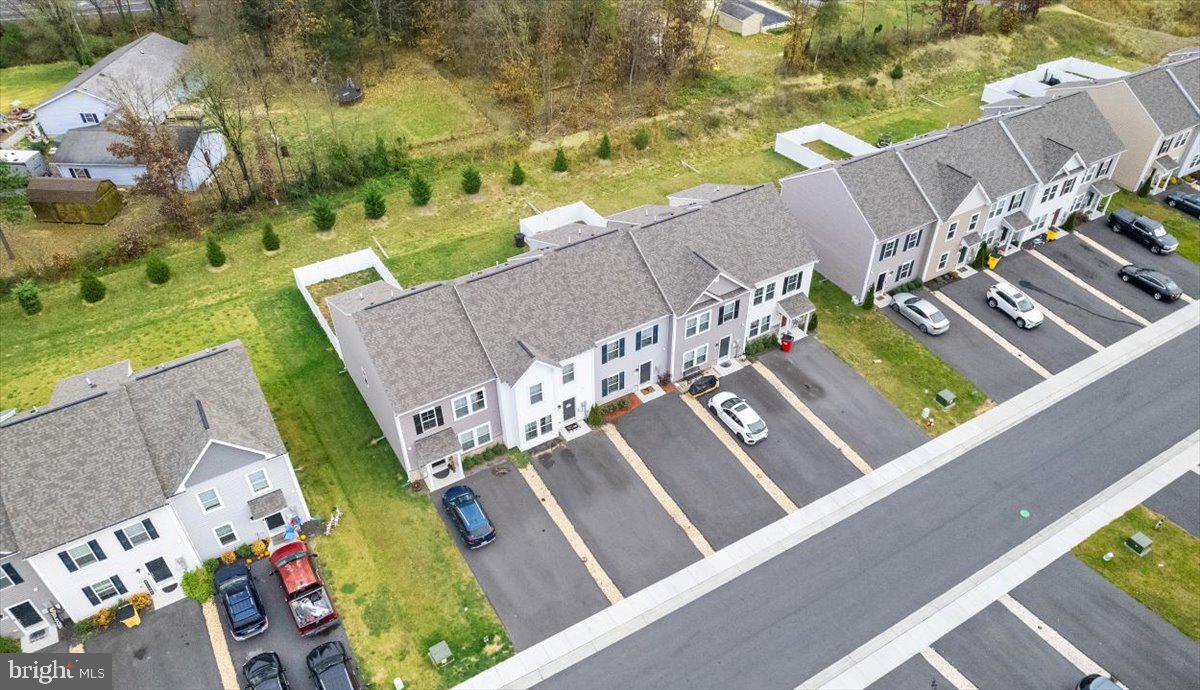 WHISPERING PINES - Residential