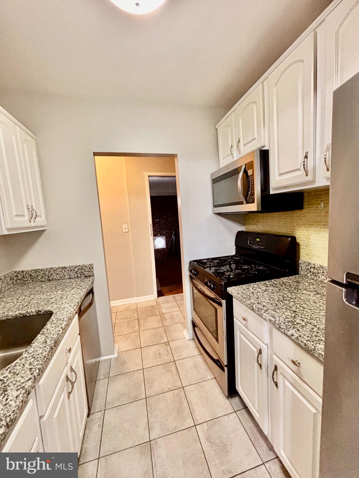 RIVER TERRACE - Residential