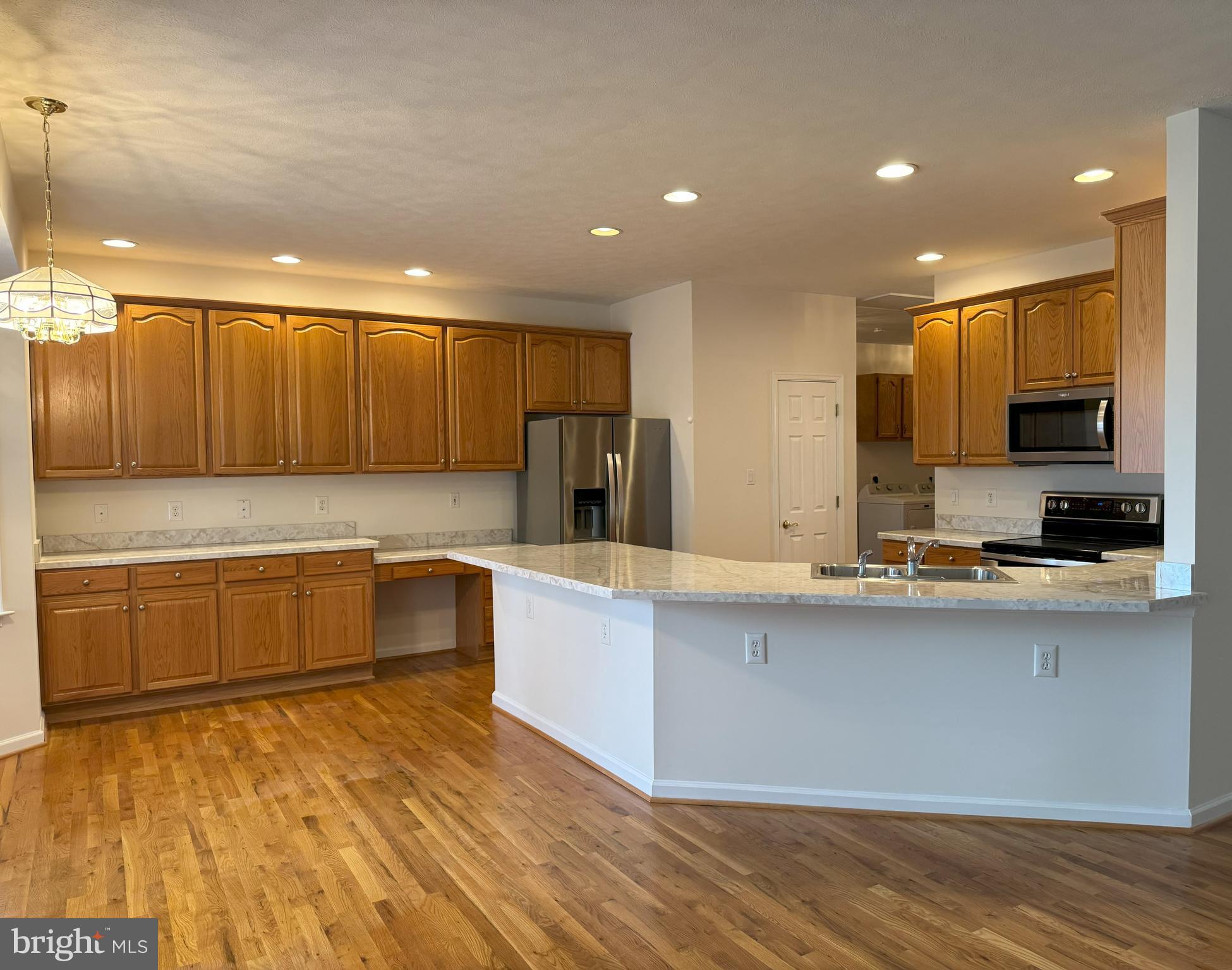 CANTER ESTATES - Residential