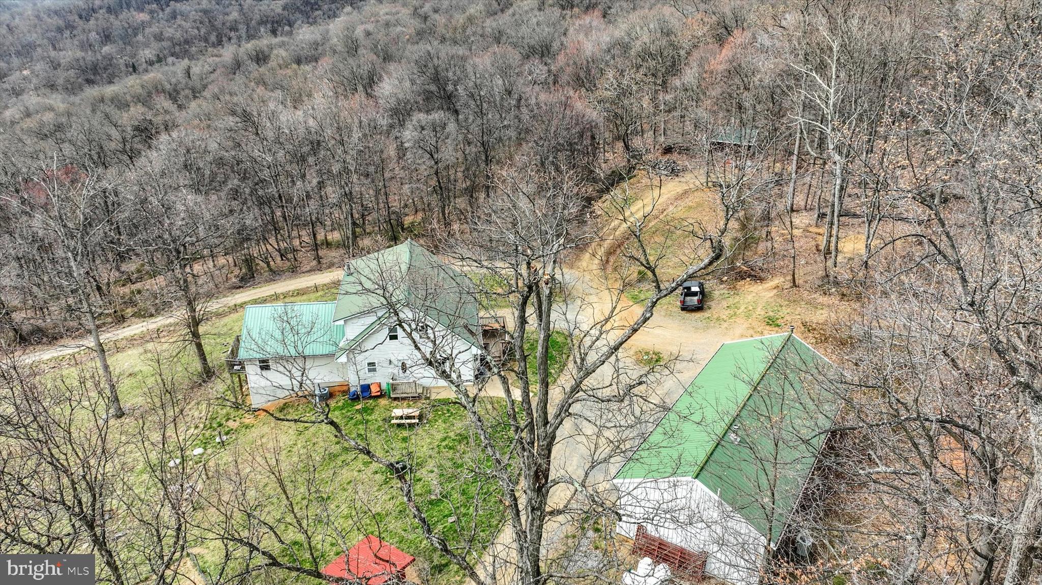8014 FRIENDS CREEK ROAD
