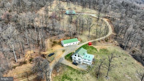 8014 FRIENDS CREEK ROAD FAIRFIELD PA 17320
