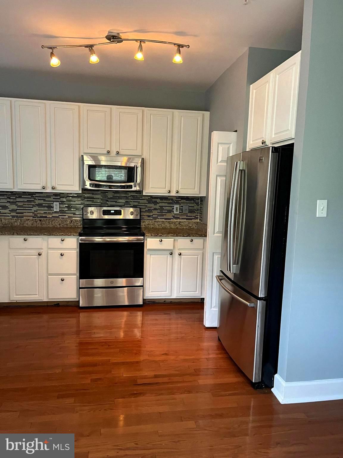 OWINGS MILLS - Residential