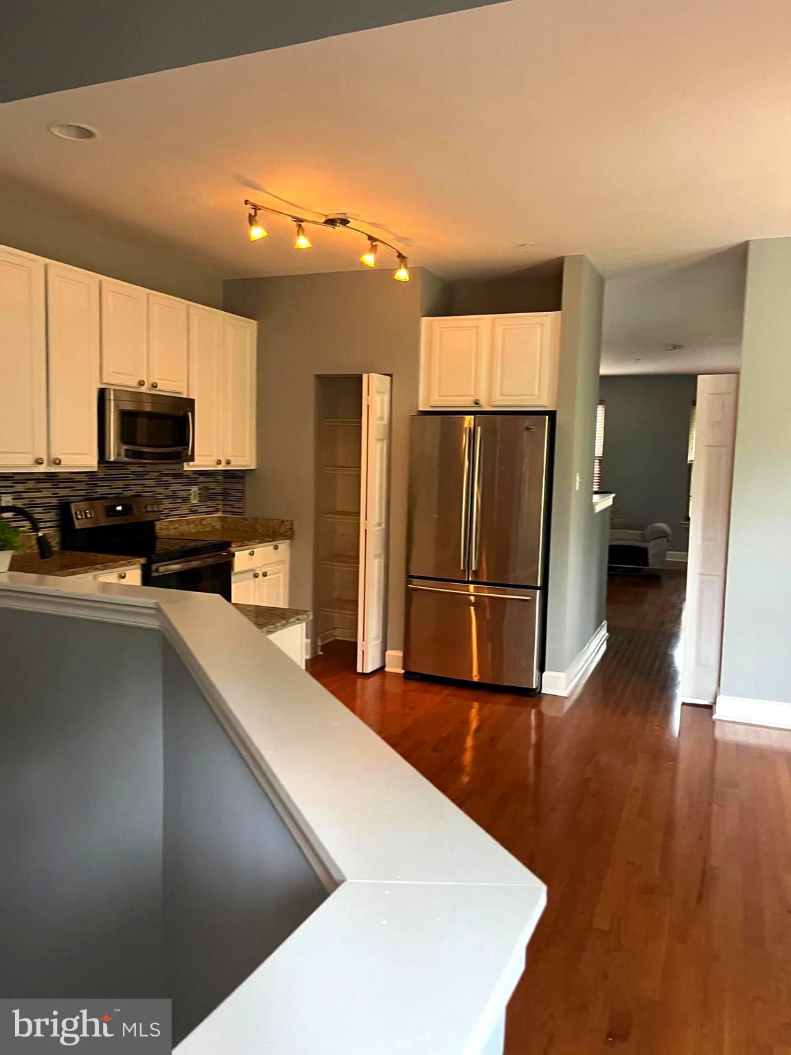 OWINGS MILLS - Residential