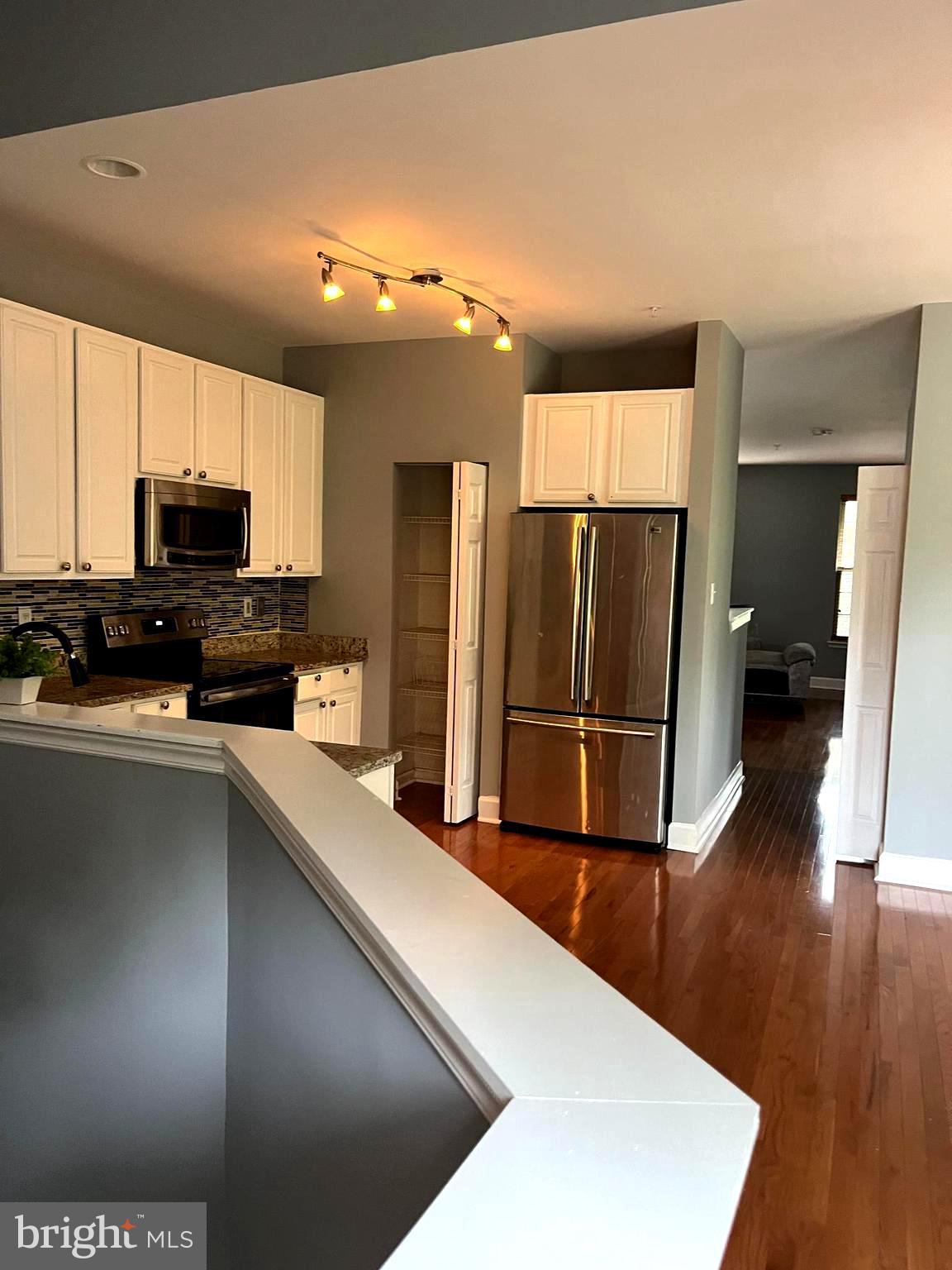 OWINGS MILLS - Residential