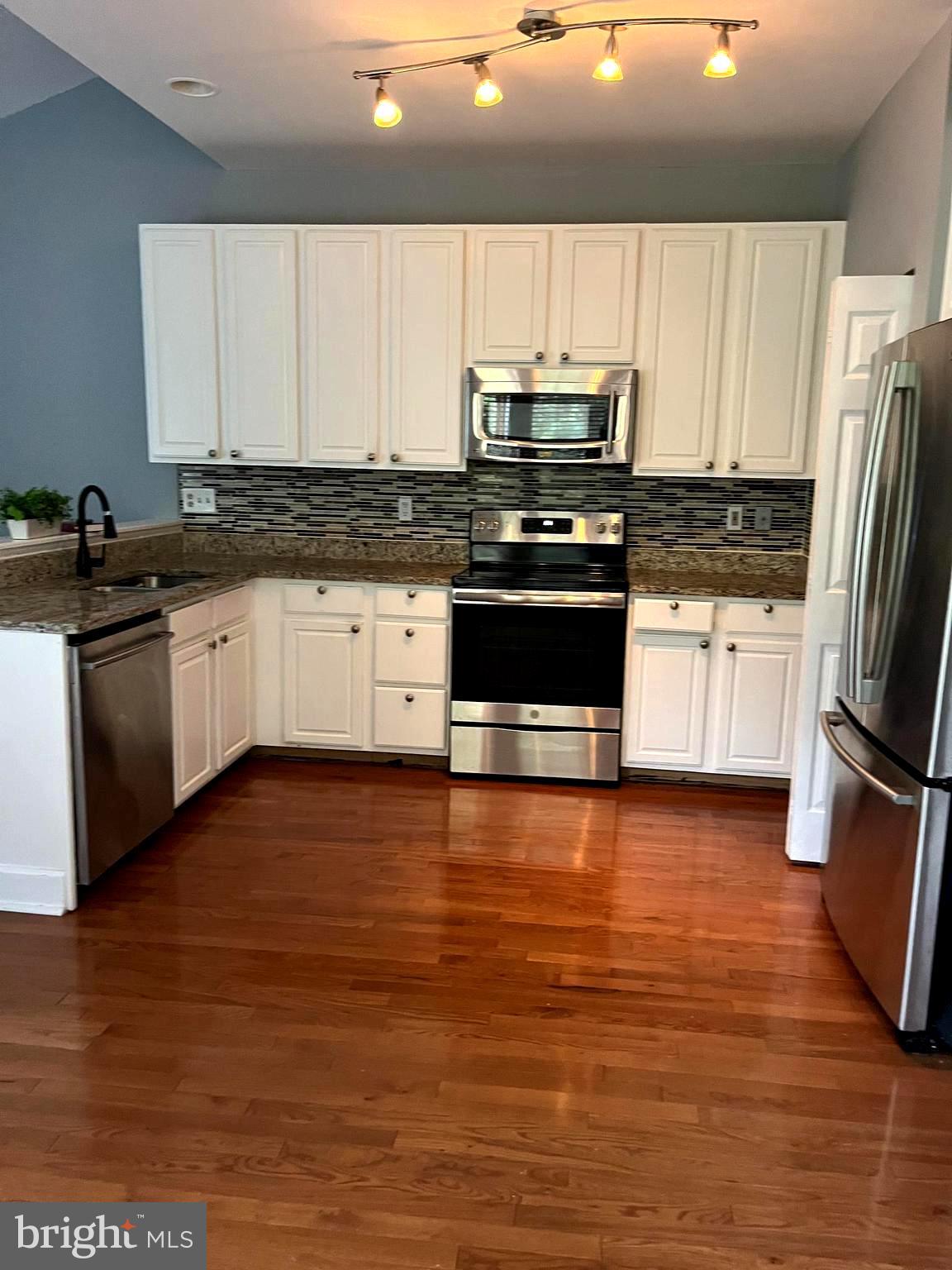 OWINGS MILLS - Residential