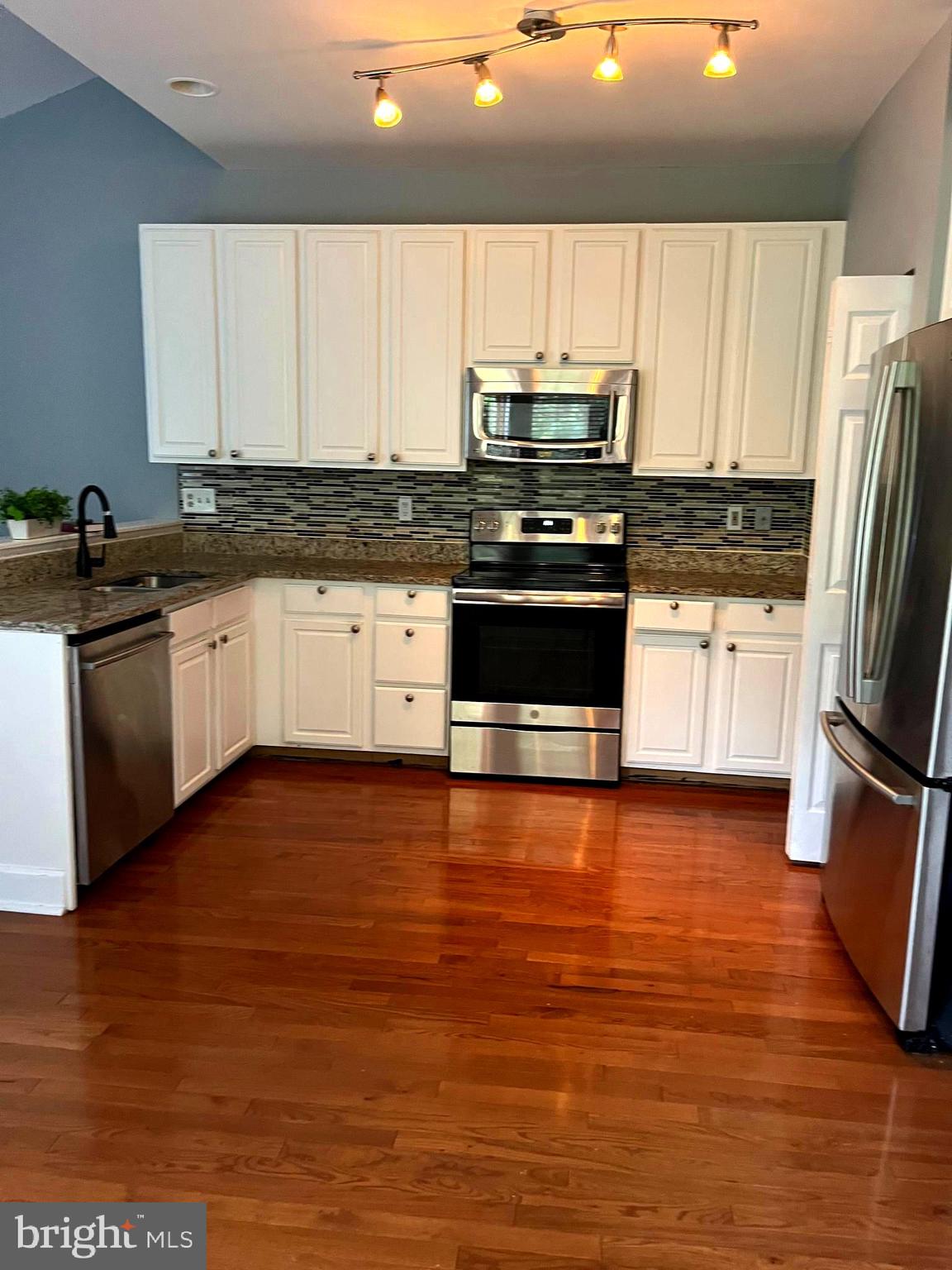 OWINGS MILLS - Residential