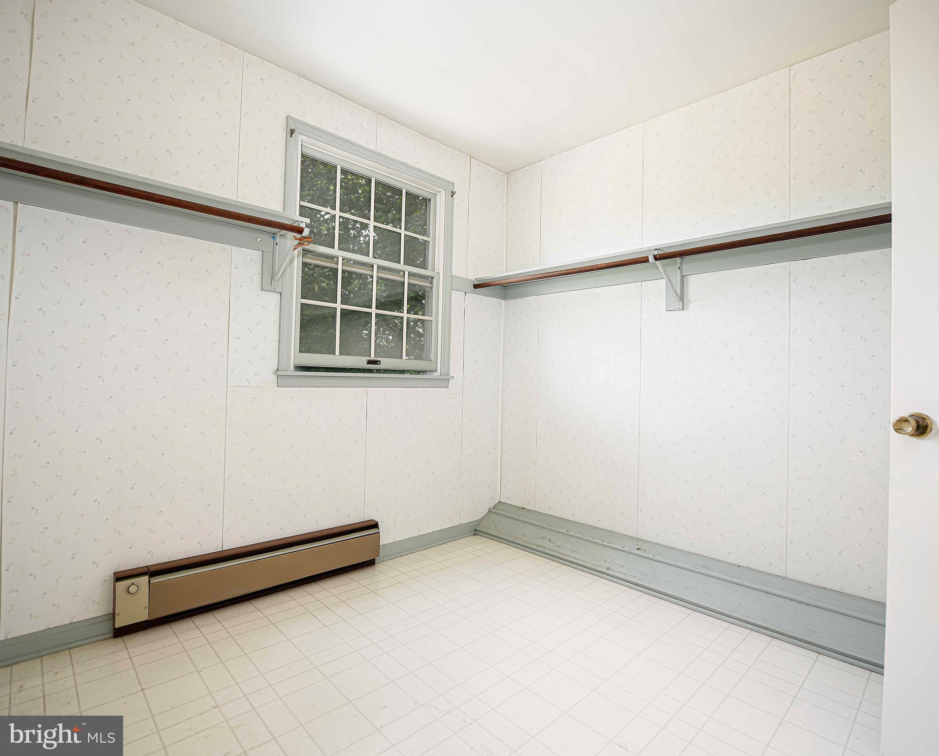 FOREST HILL - Residential