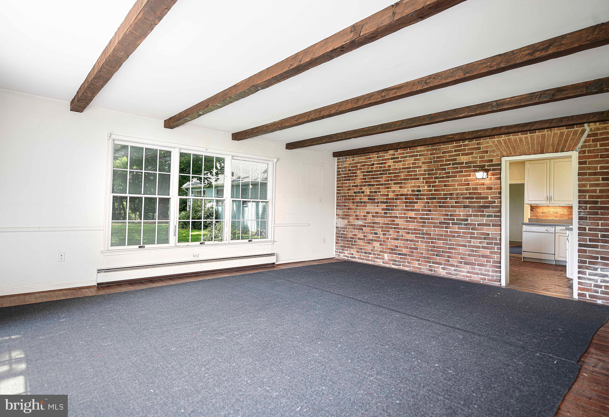 FOREST HILL - Residential