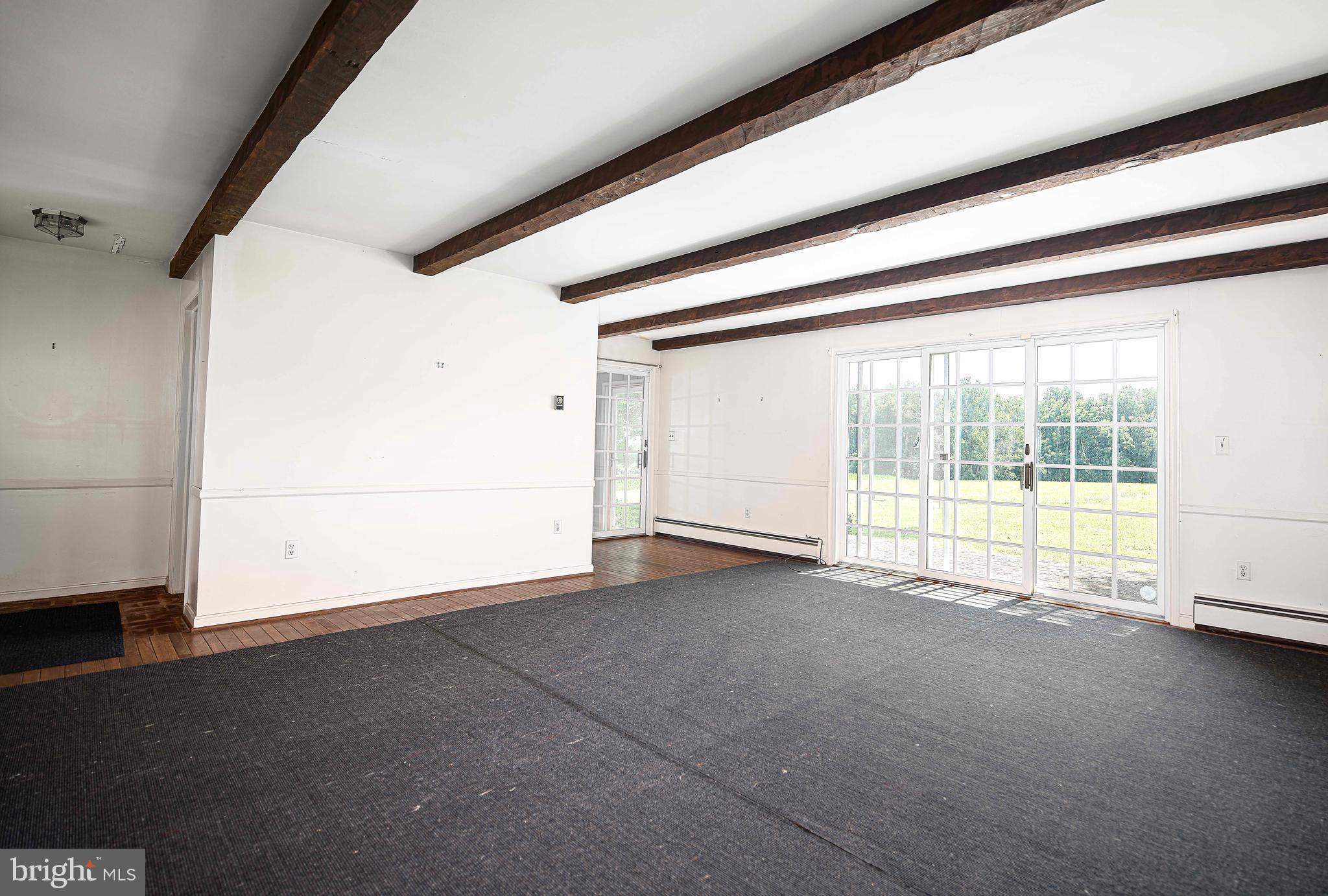 FOREST HILL - Residential