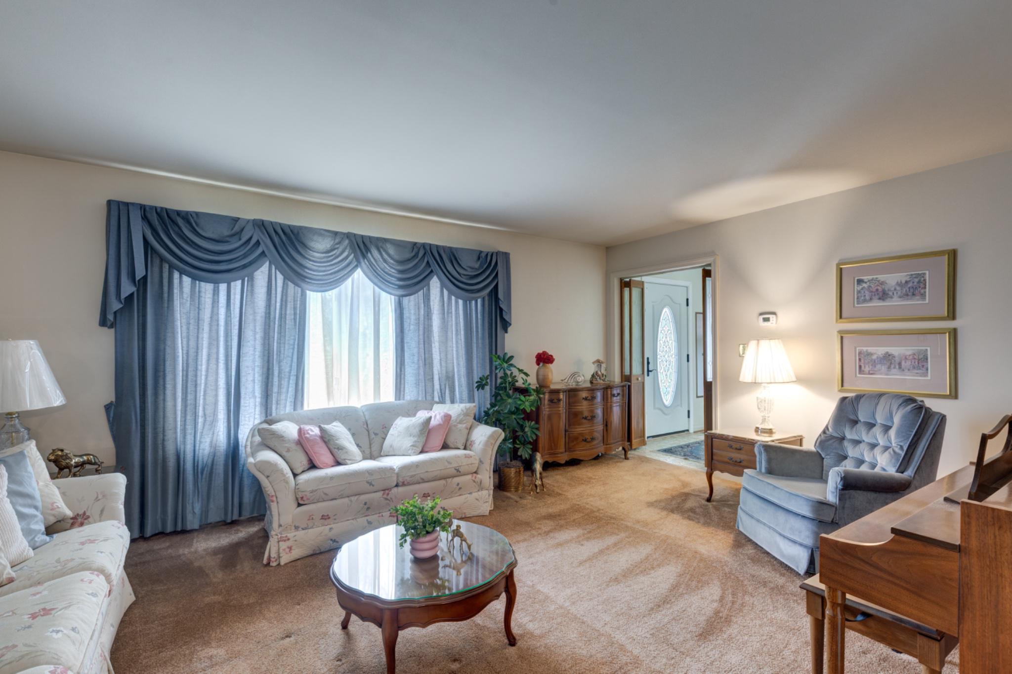 OKLAHOMA ESTATES - Residential