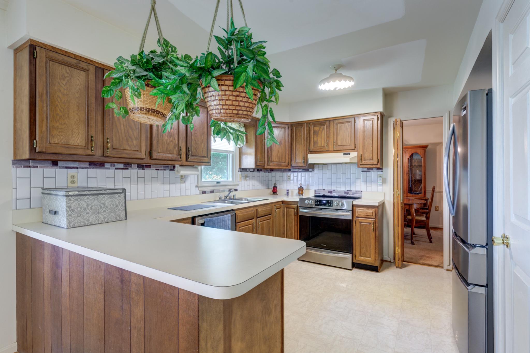 OKLAHOMA ESTATES - Residential