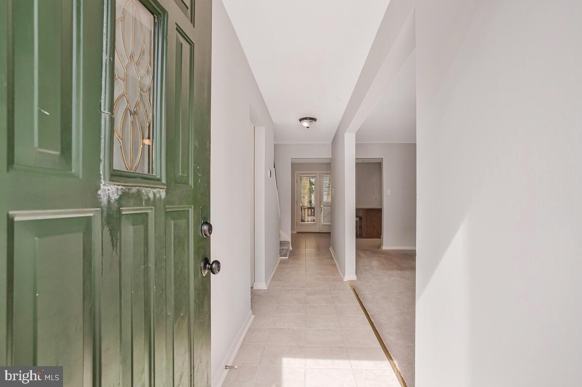 CROFTON MEWS CONDO - Residential Lease