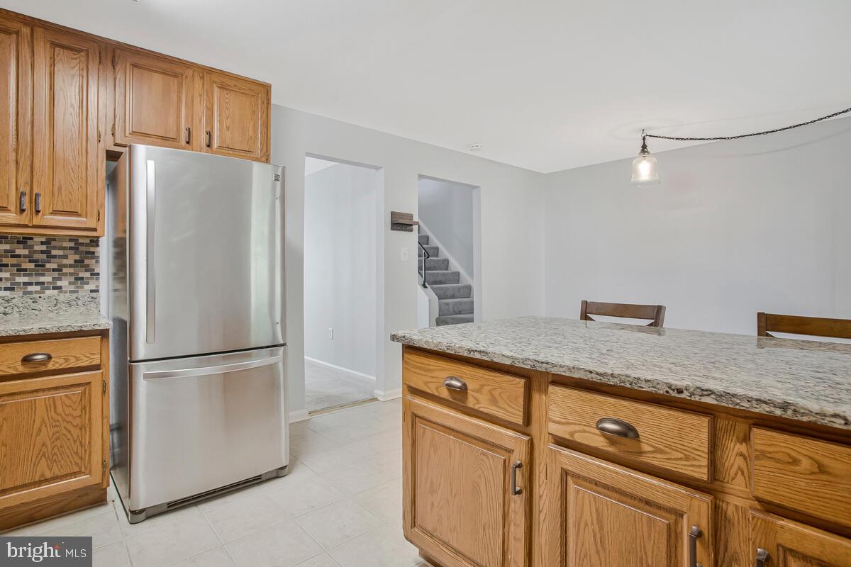 CROFTON MEWS CONDO - Residential Lease