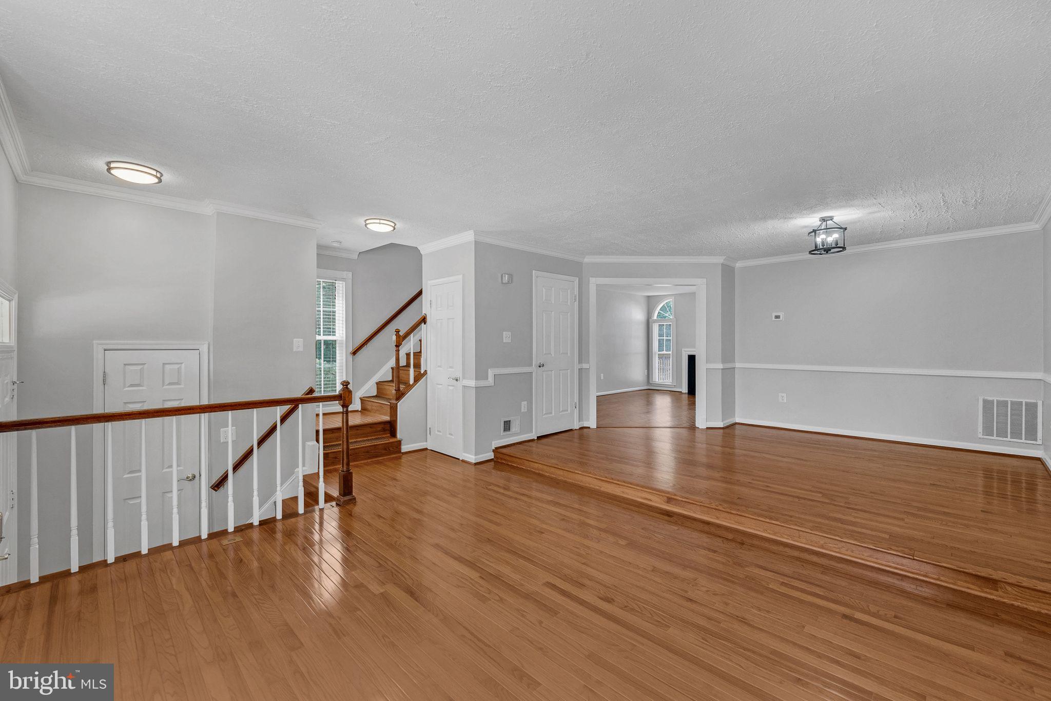 FAIR WOODS - Residential