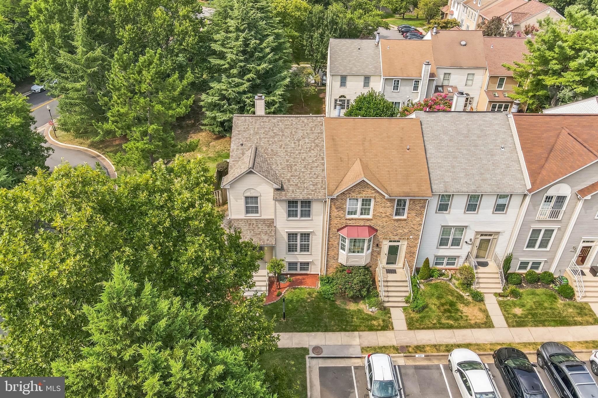 FAIR WOODS - Residential