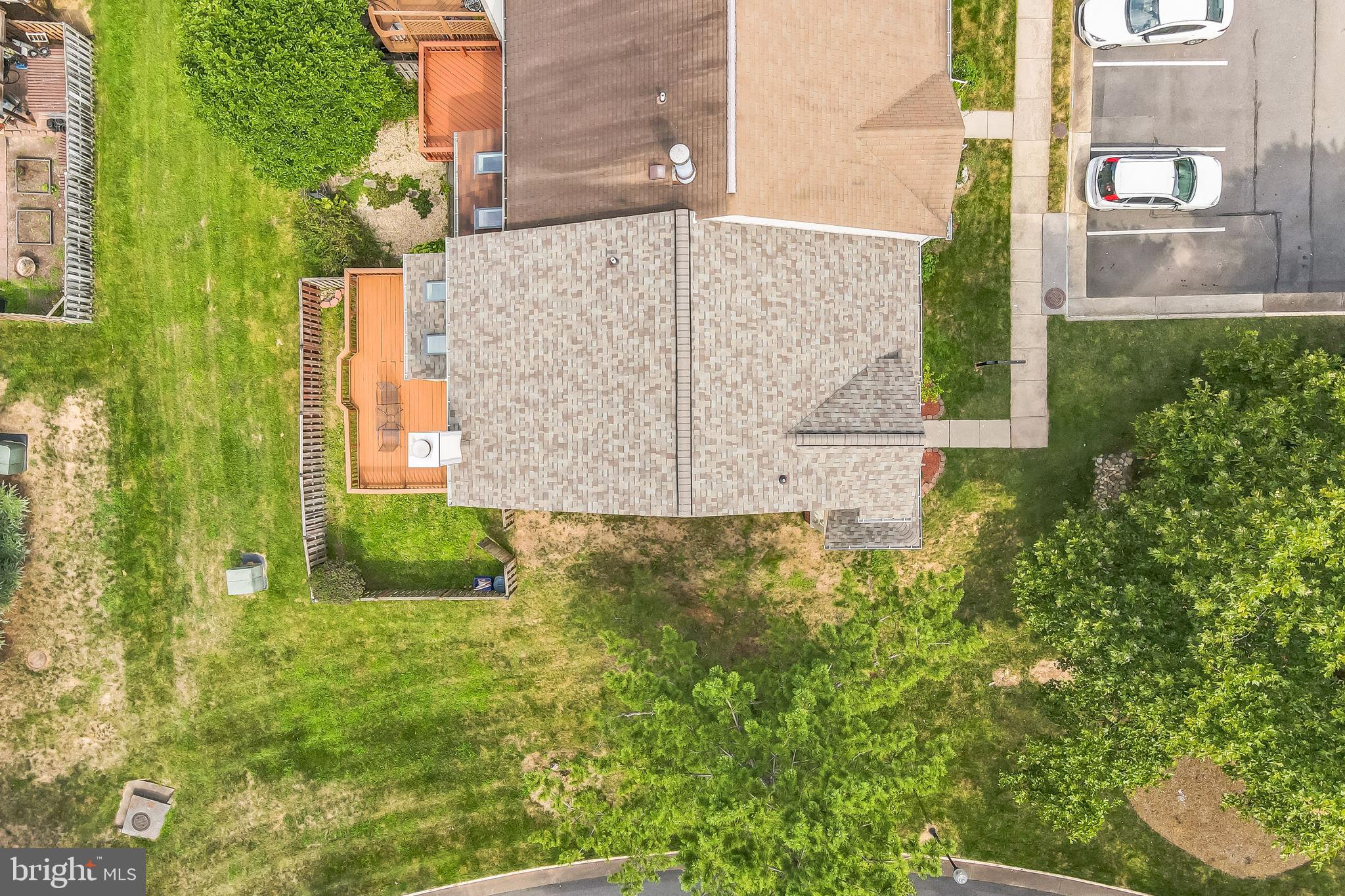 FAIR WOODS - Residential