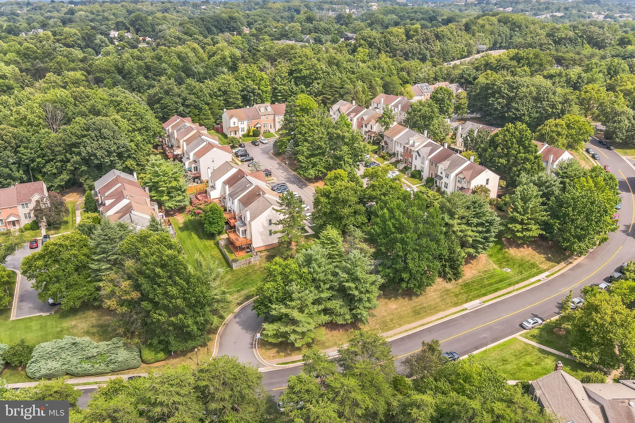 FAIR WOODS - Residential