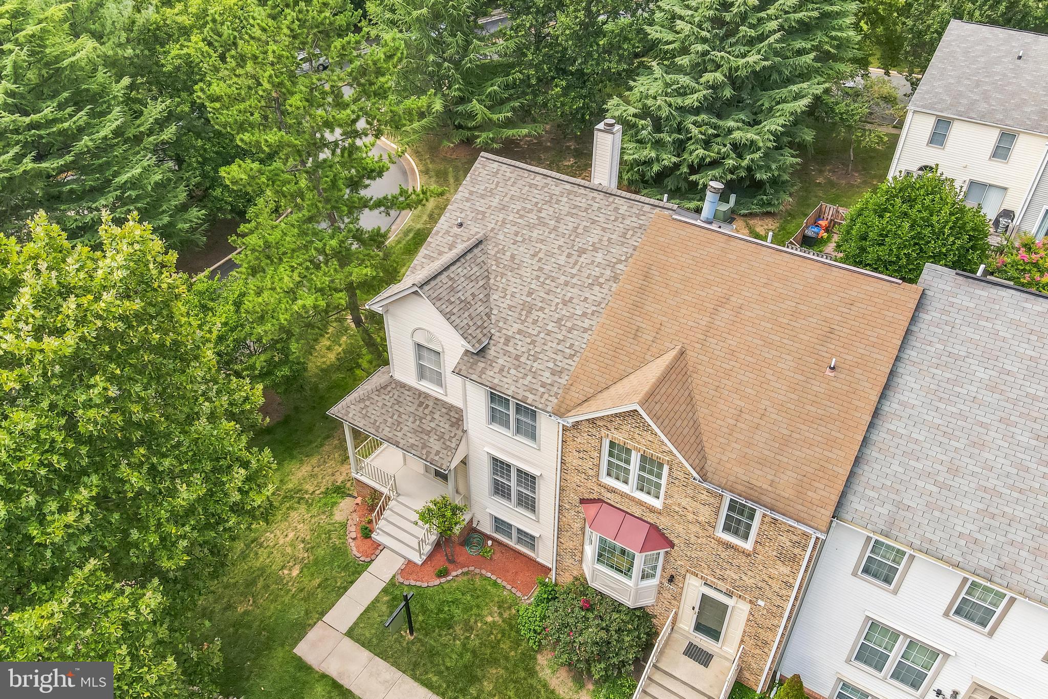 FAIR WOODS - Residential