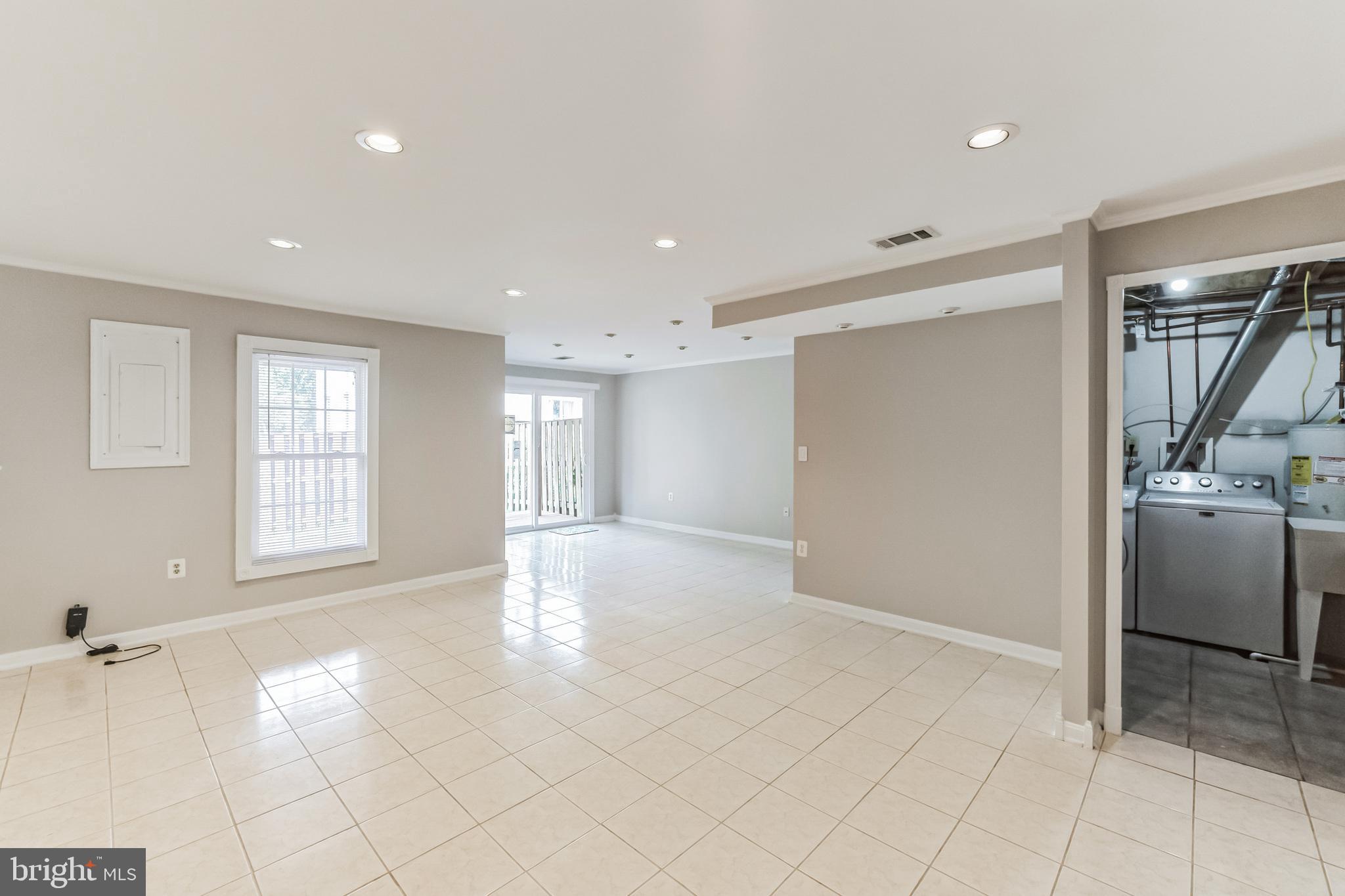 FAIR WOODS - Residential