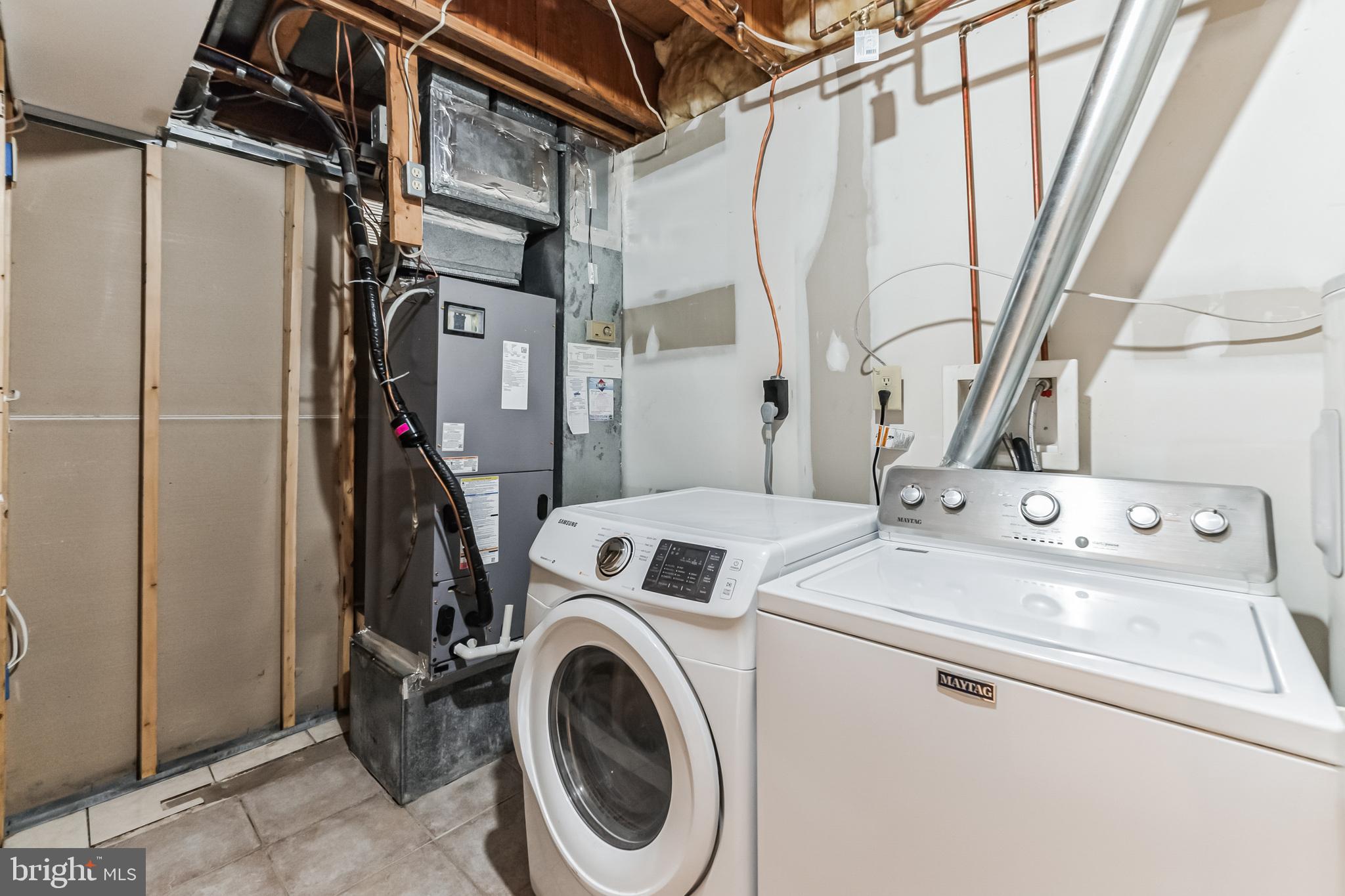 FAIR WOODS - Residential