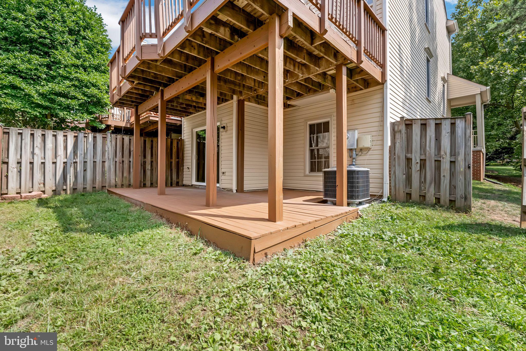 FAIR WOODS - Residential