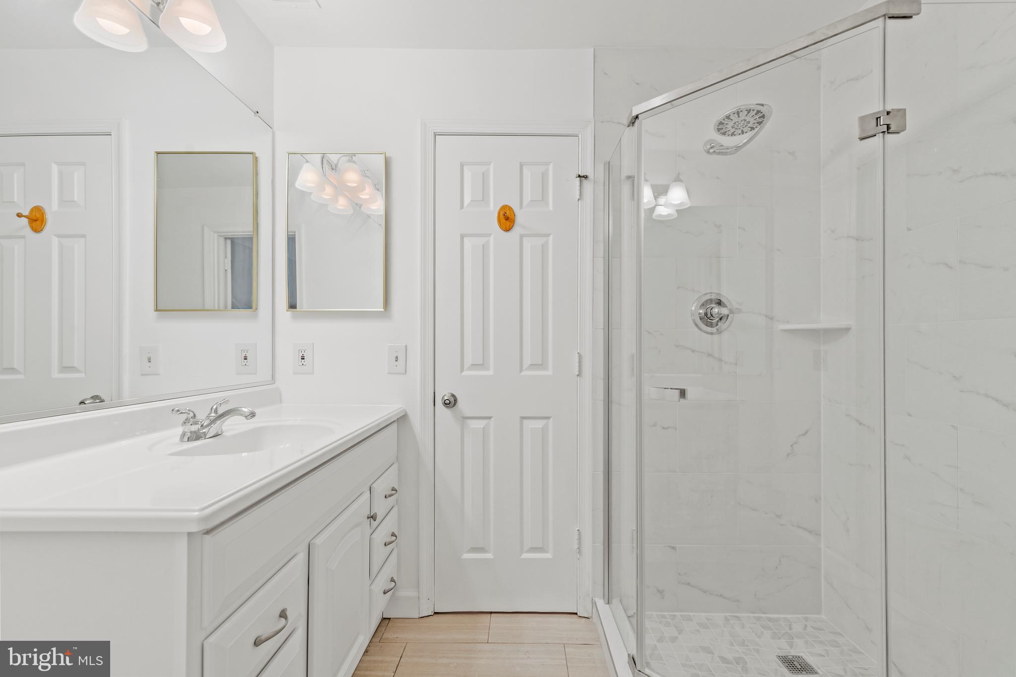 BRISTOL HOUSE - Residential