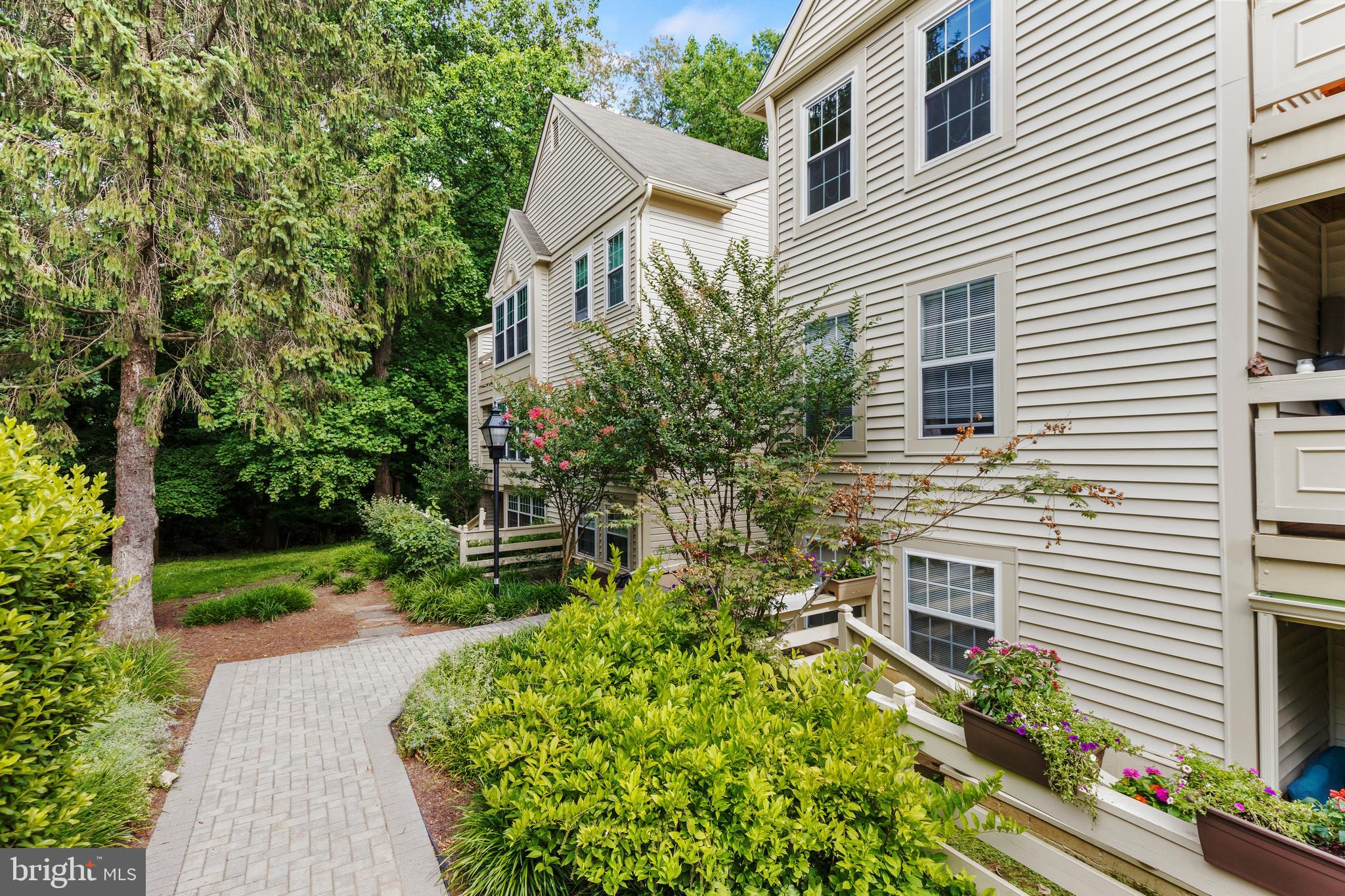 BRISTOL HOUSE - Residential