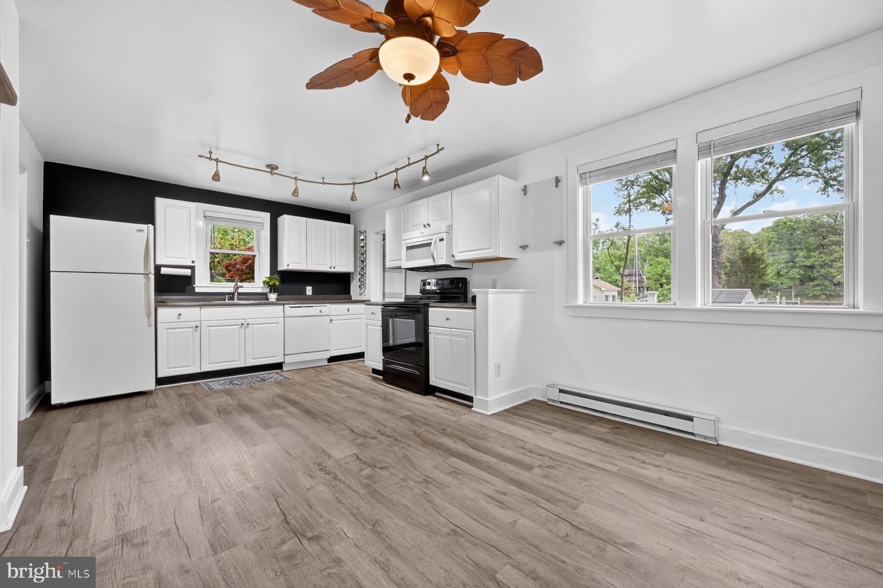CYPRESS CREEK - Residential