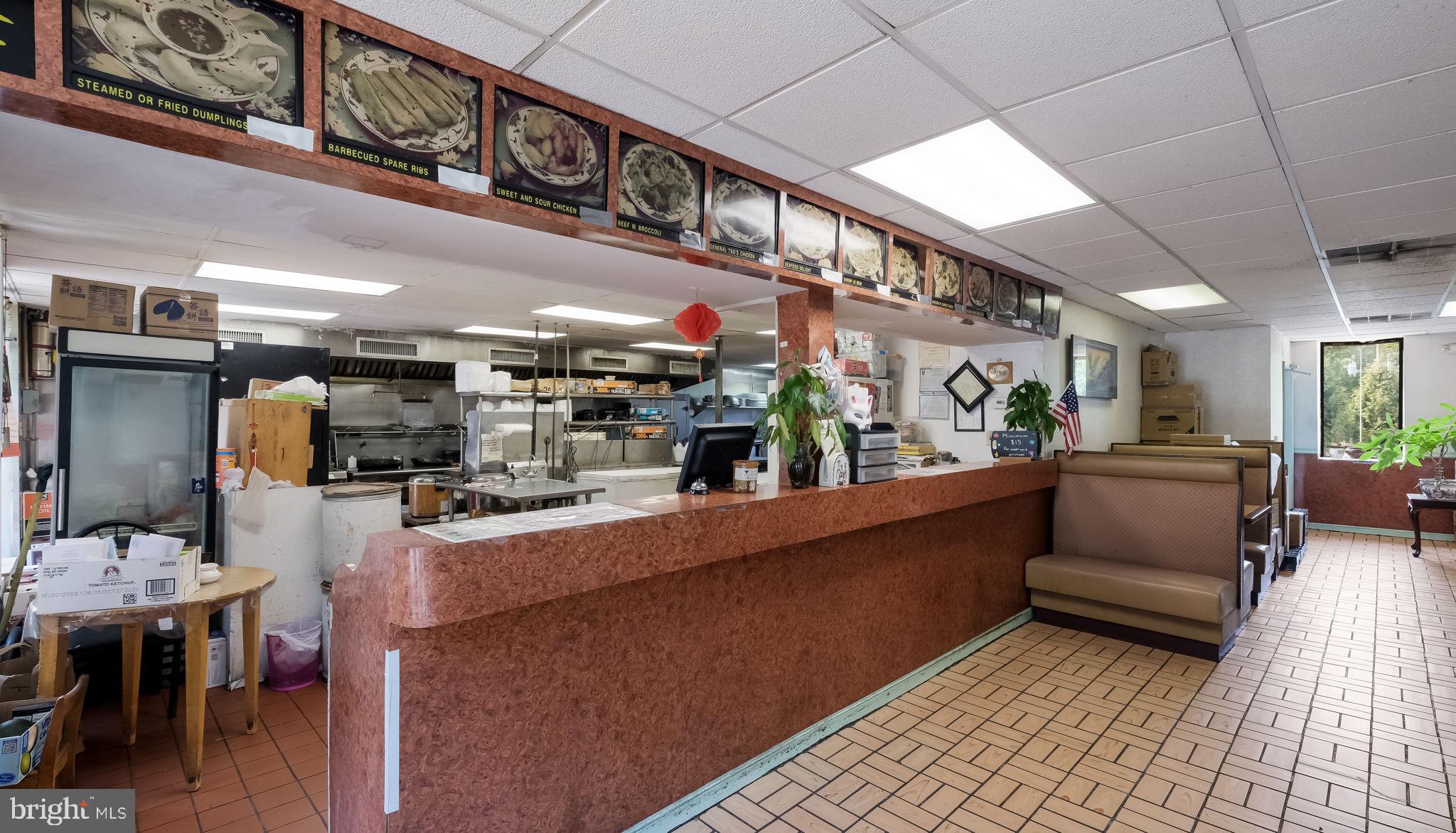 WYNCOTE - Commercial Sale