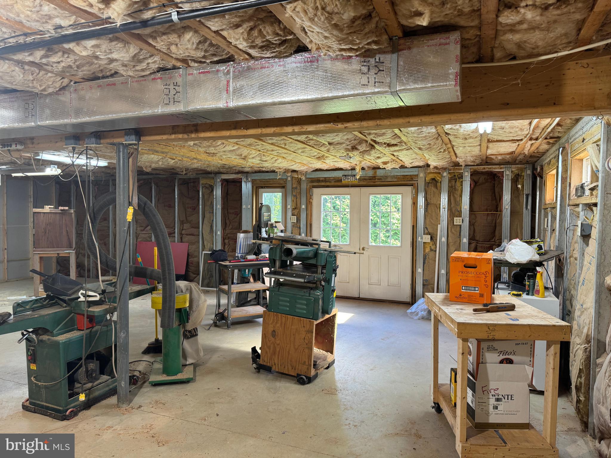 SUTHERLAND AT WOODS EDGE - Residential