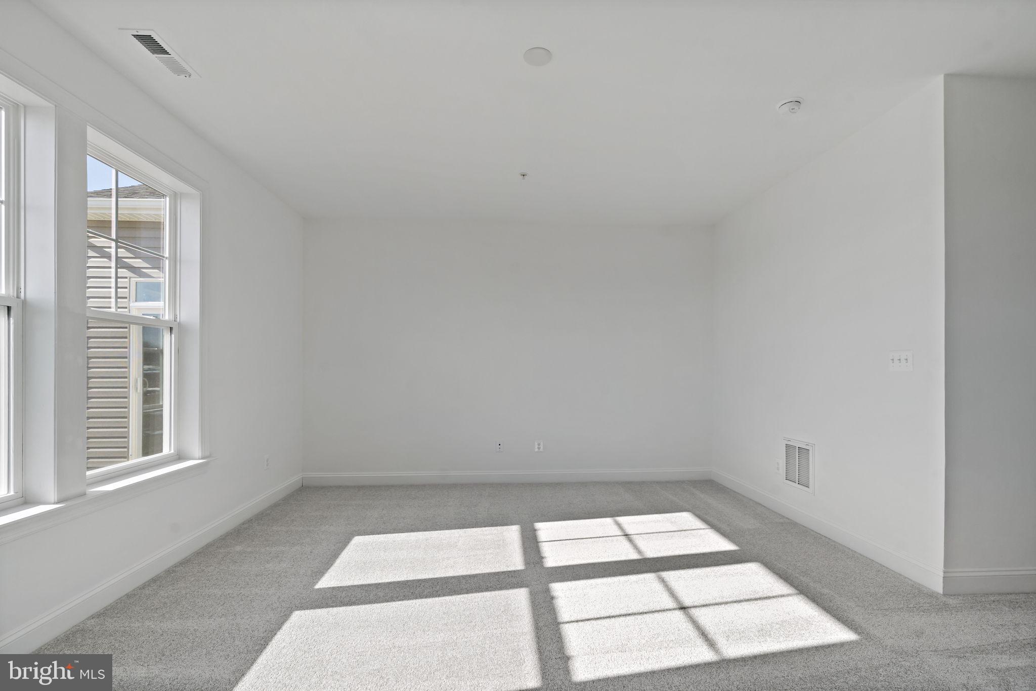 ROSEHILL MANOR - Residential