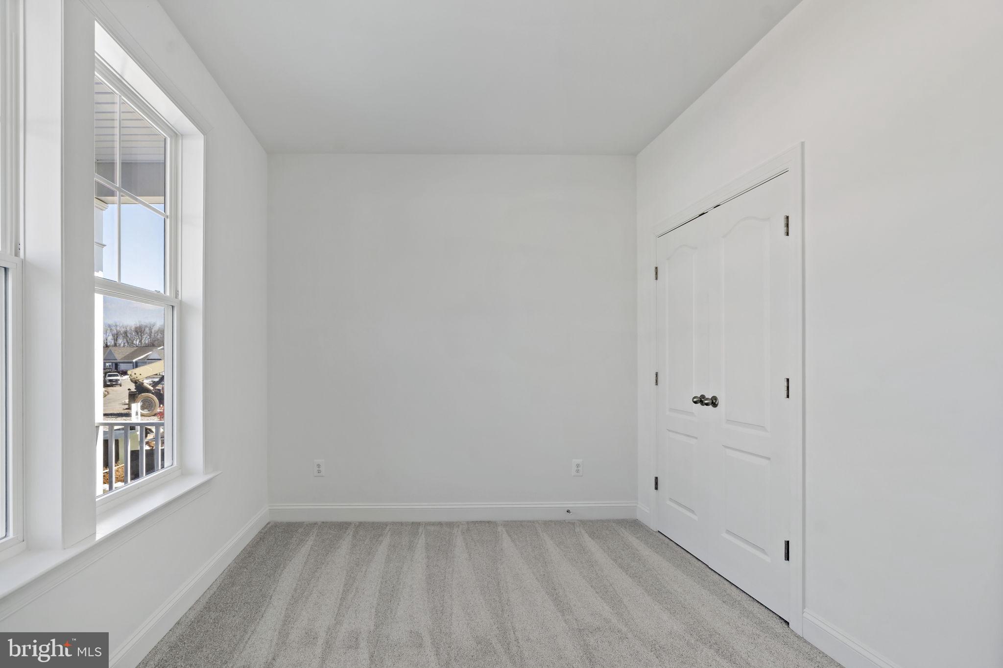 ROSEHILL MANOR - Residential