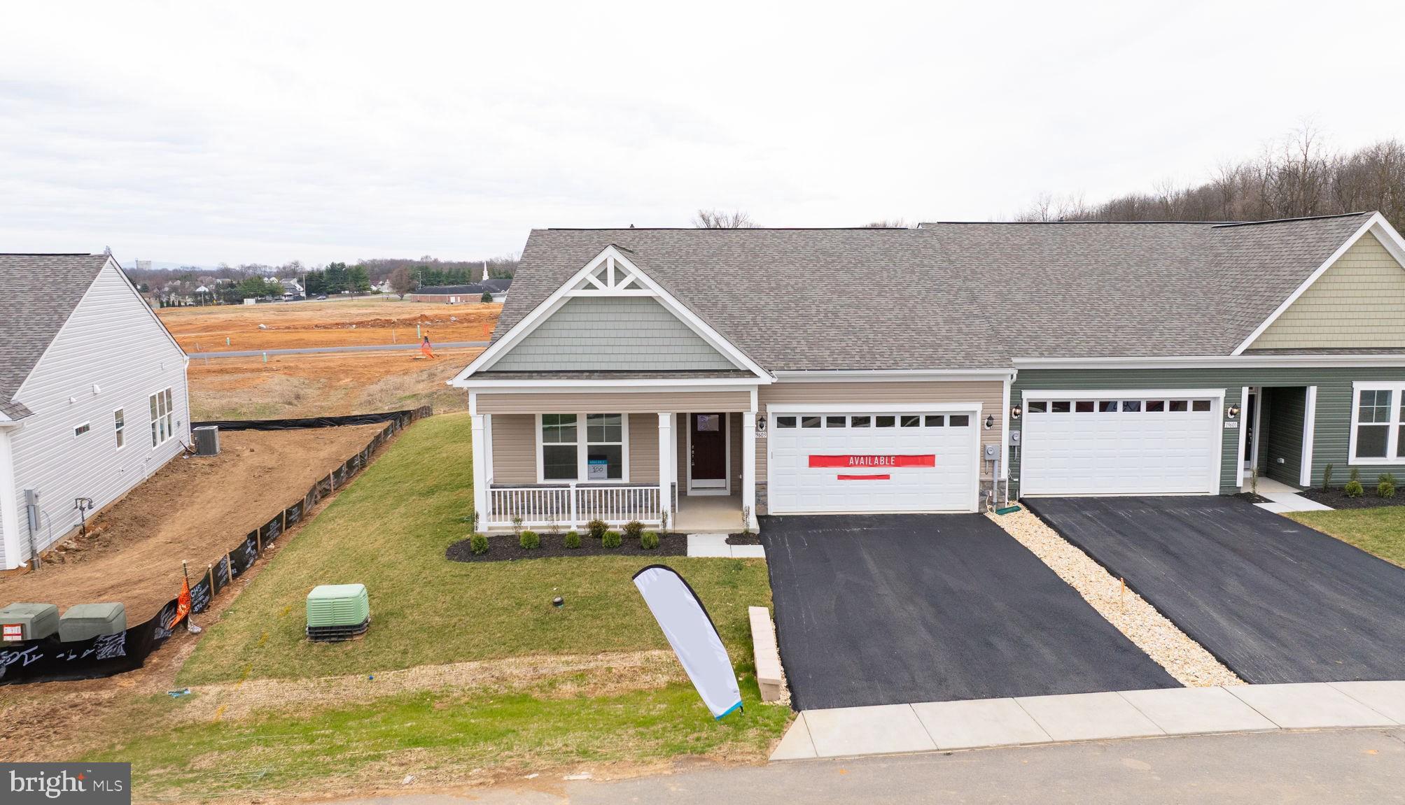 ROSEHILL MANOR - Residential