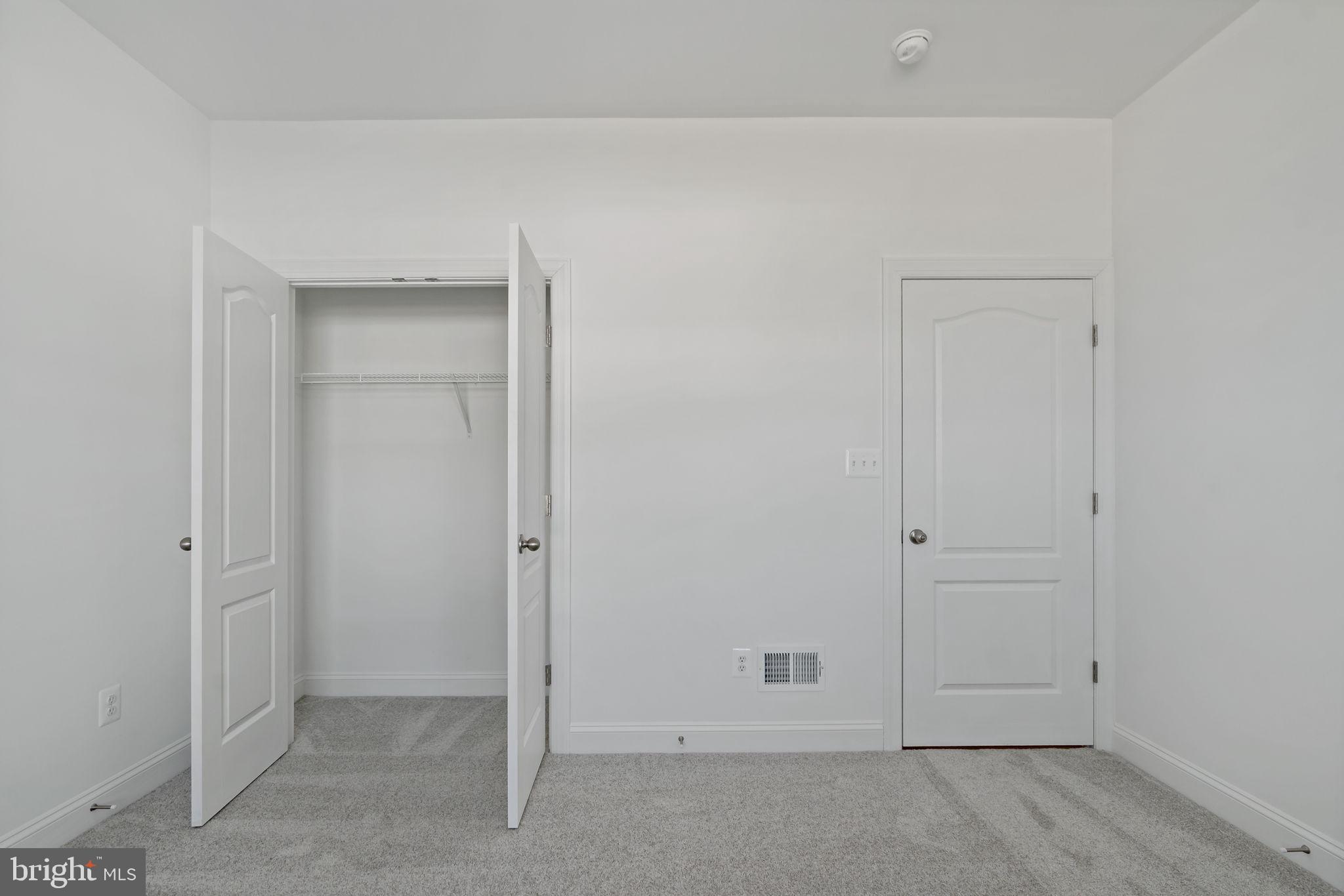 ROSEHILL MANOR - Residential