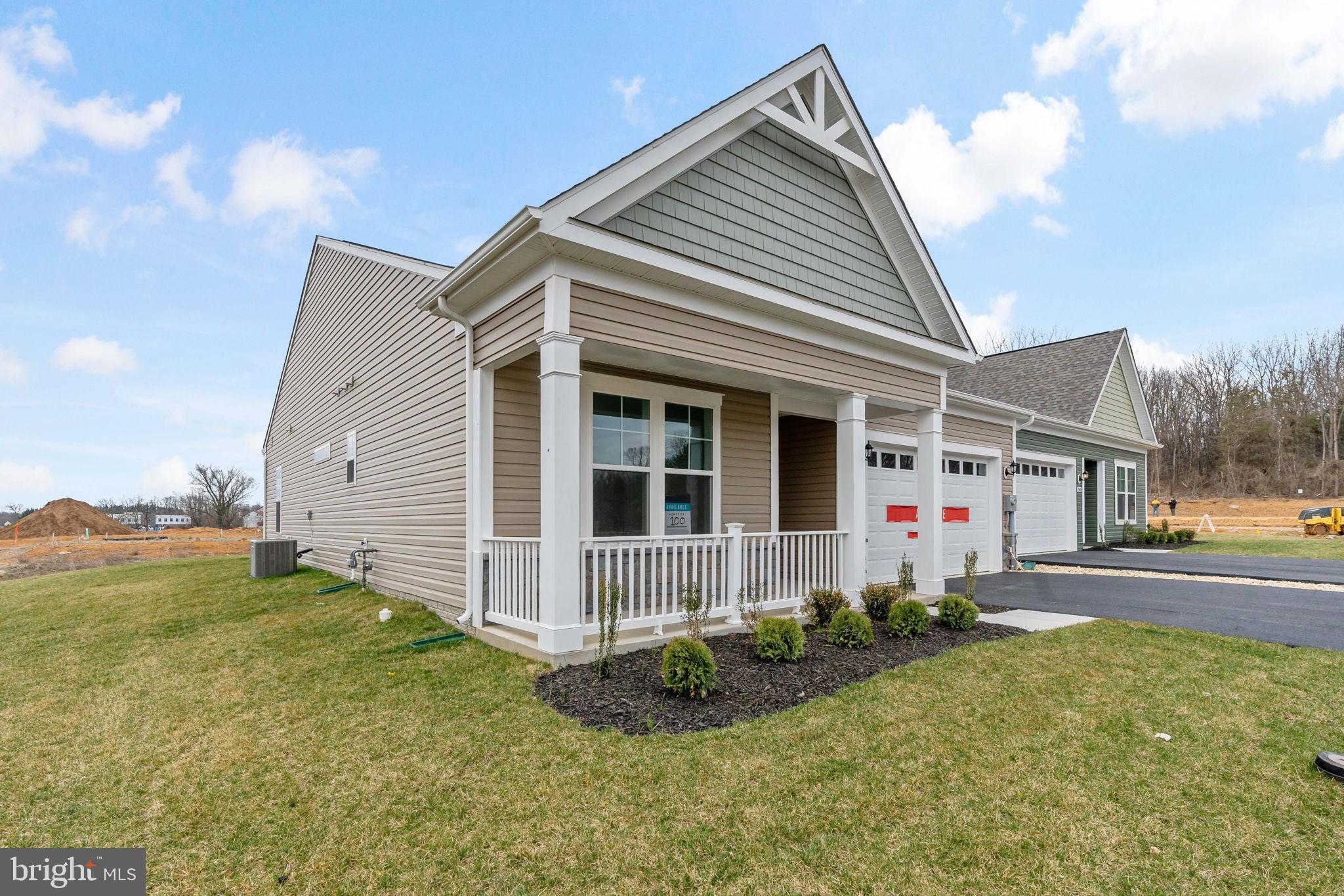 ROSEHILL MANOR - Residential