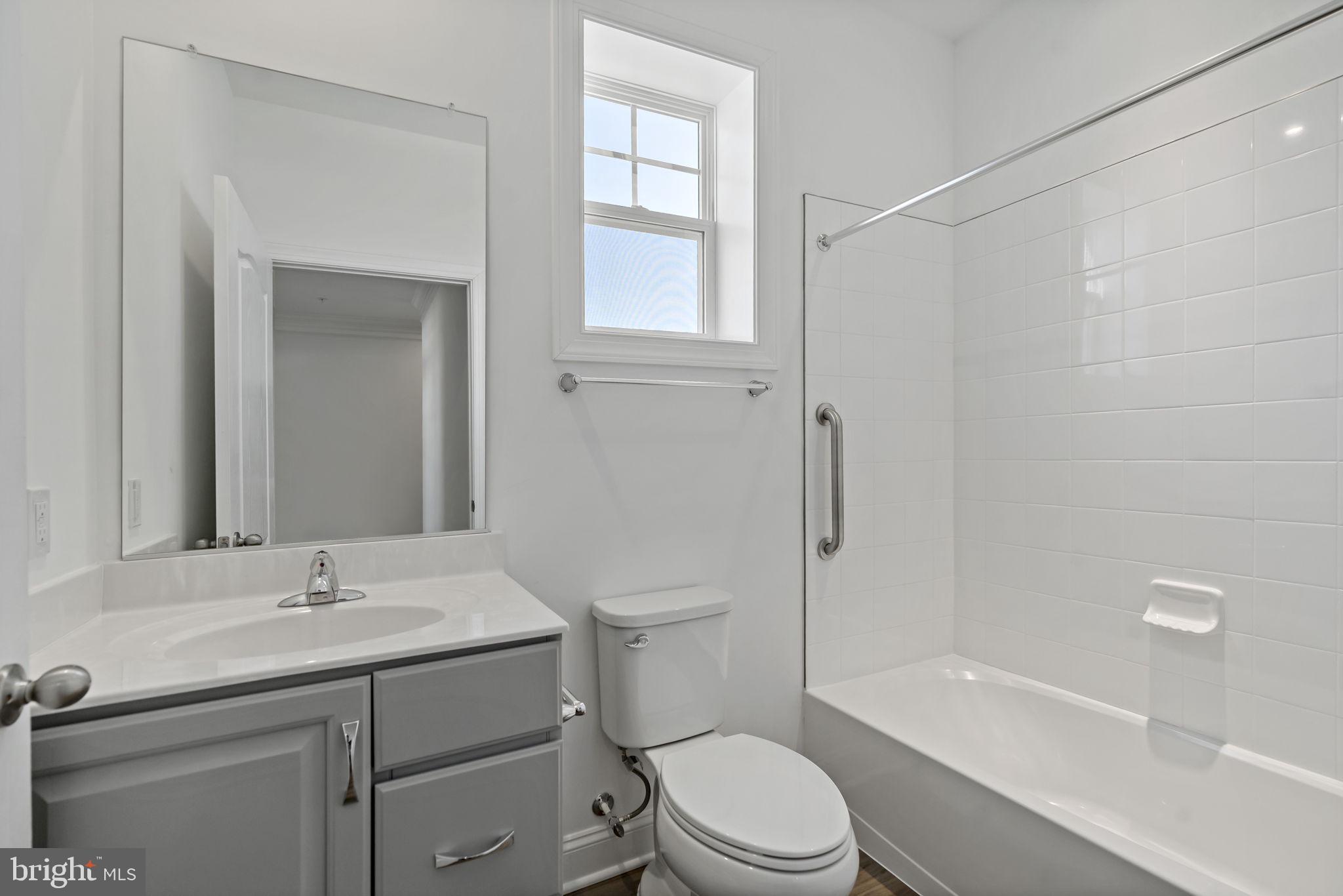 ROSEHILL MANOR - Residential