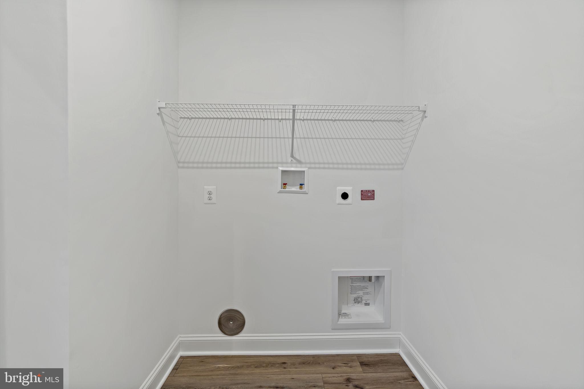 ROSEHILL MANOR - Residential