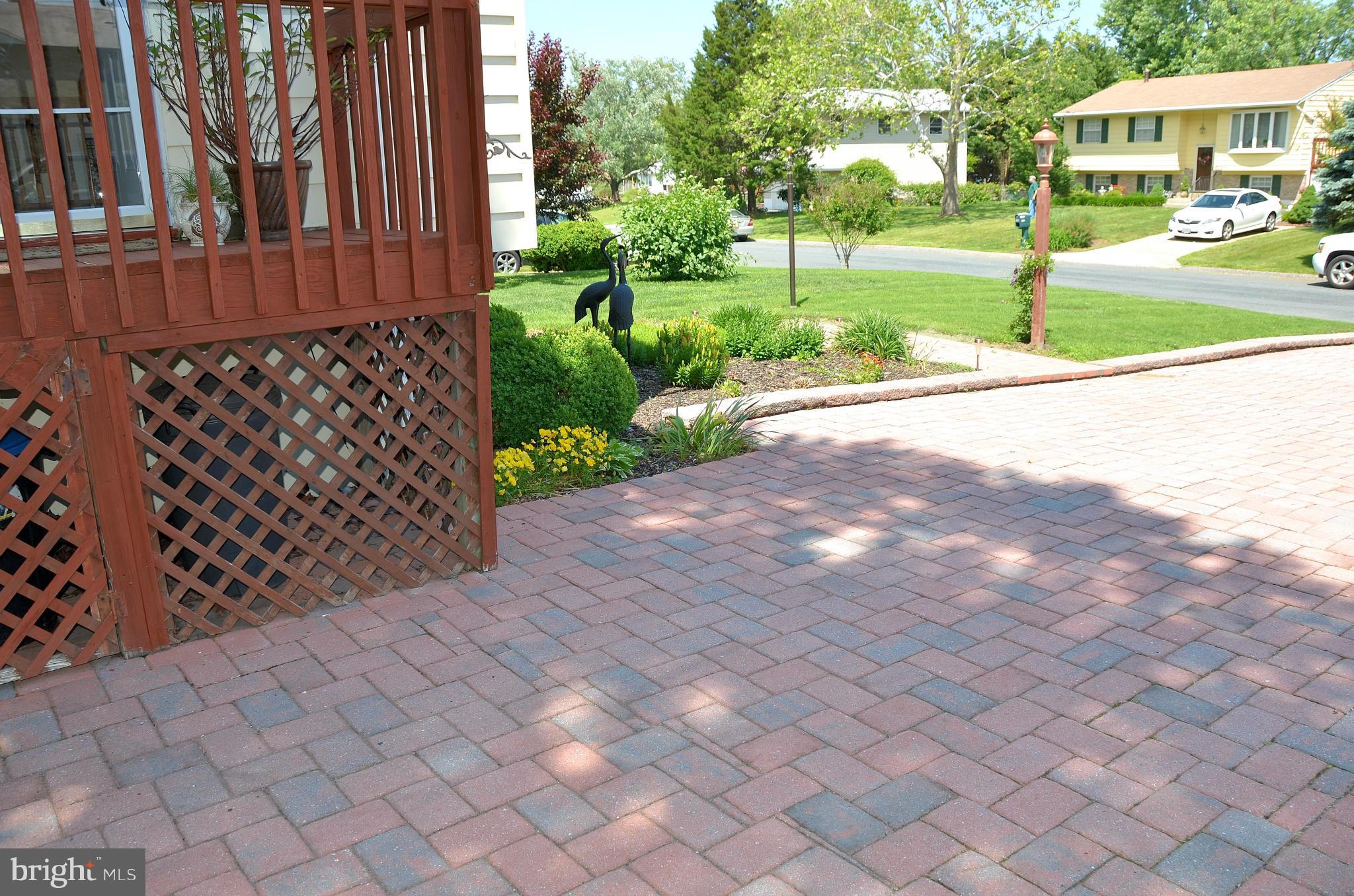 RIVA FARMS - Residential