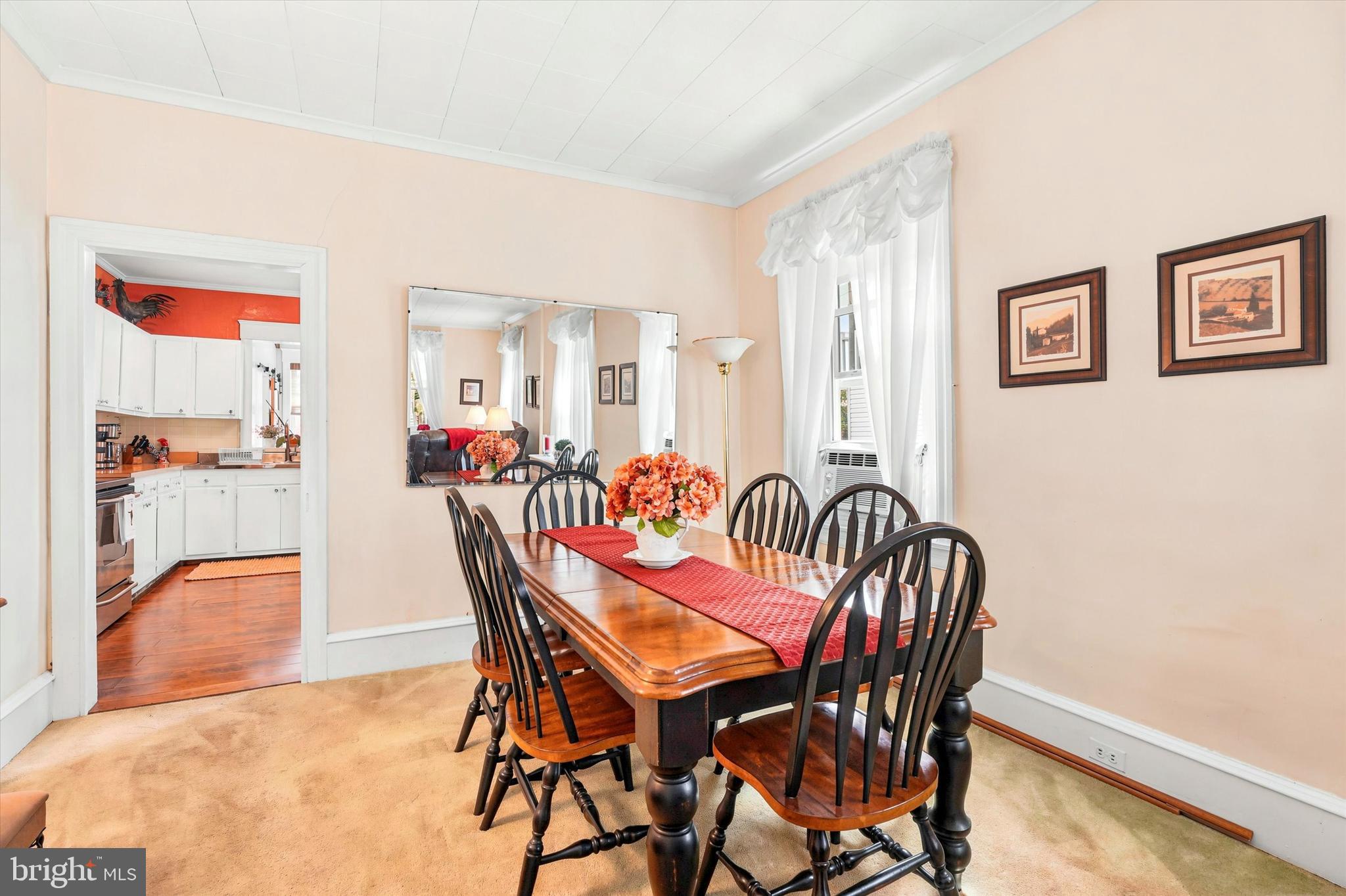 107 W 10TH AVENUE