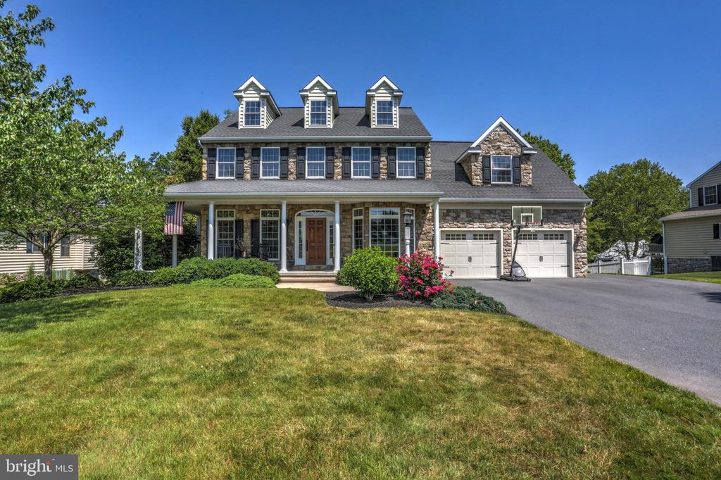 Photo of 160 PLEASANT VALLEY RD, EAST EARL, PA 17519 (MLS # PALA2035802)